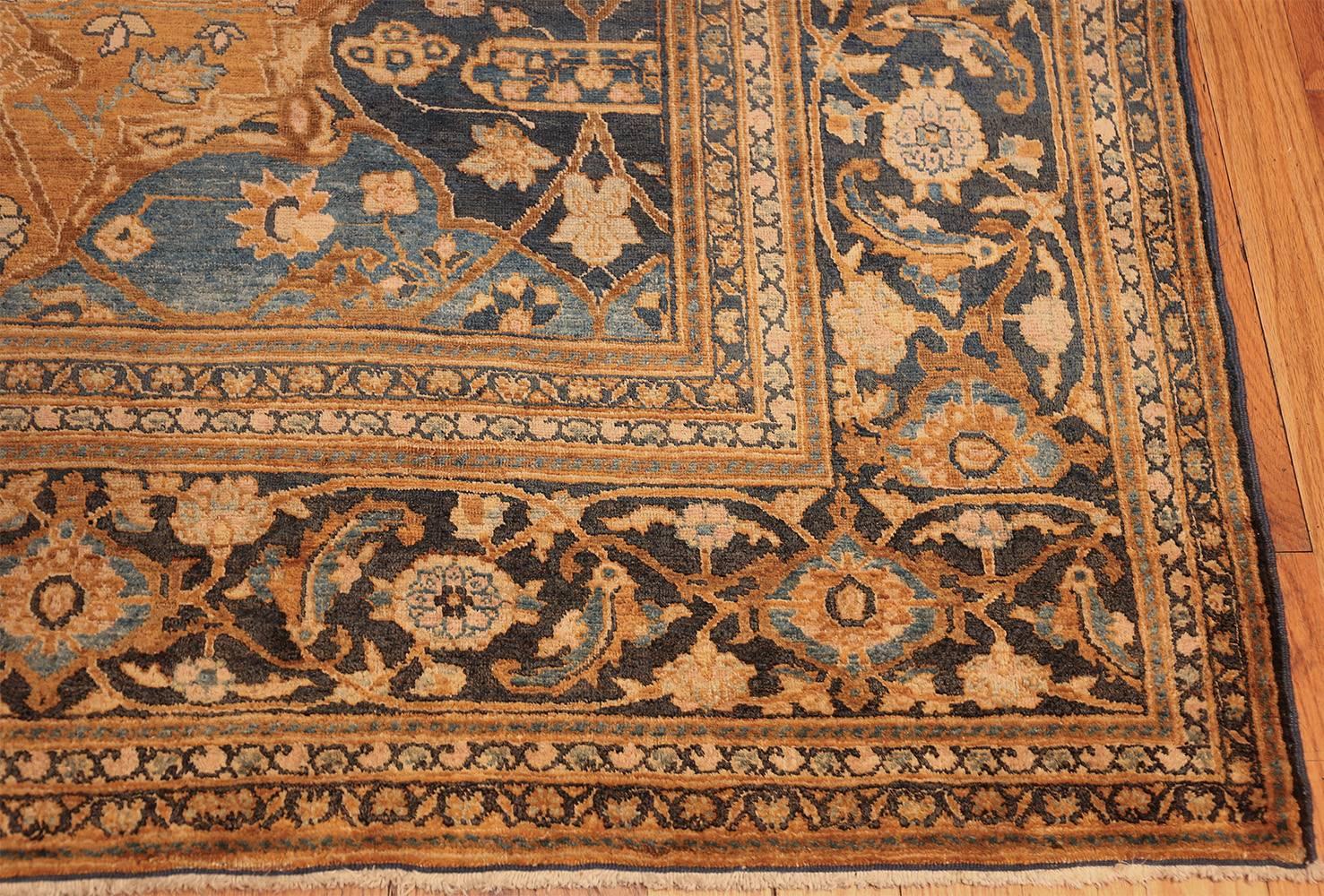 Wool Antique Persian Khorassan Rug. 9 ft x 12 ft 5 in For Sale