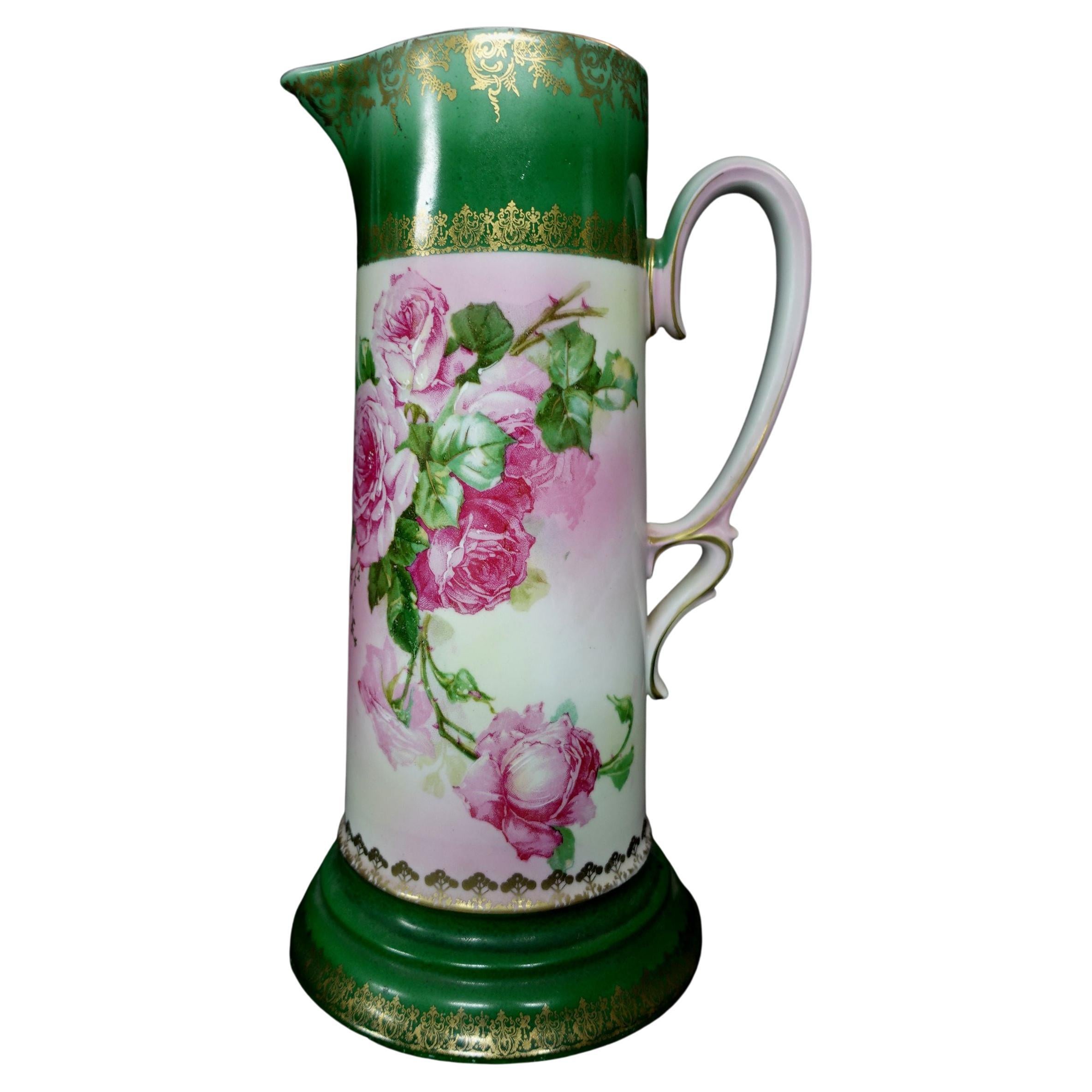 Grande carafe autrichienne ancienne en porcelaine de l'Autriche Habsburg en vente