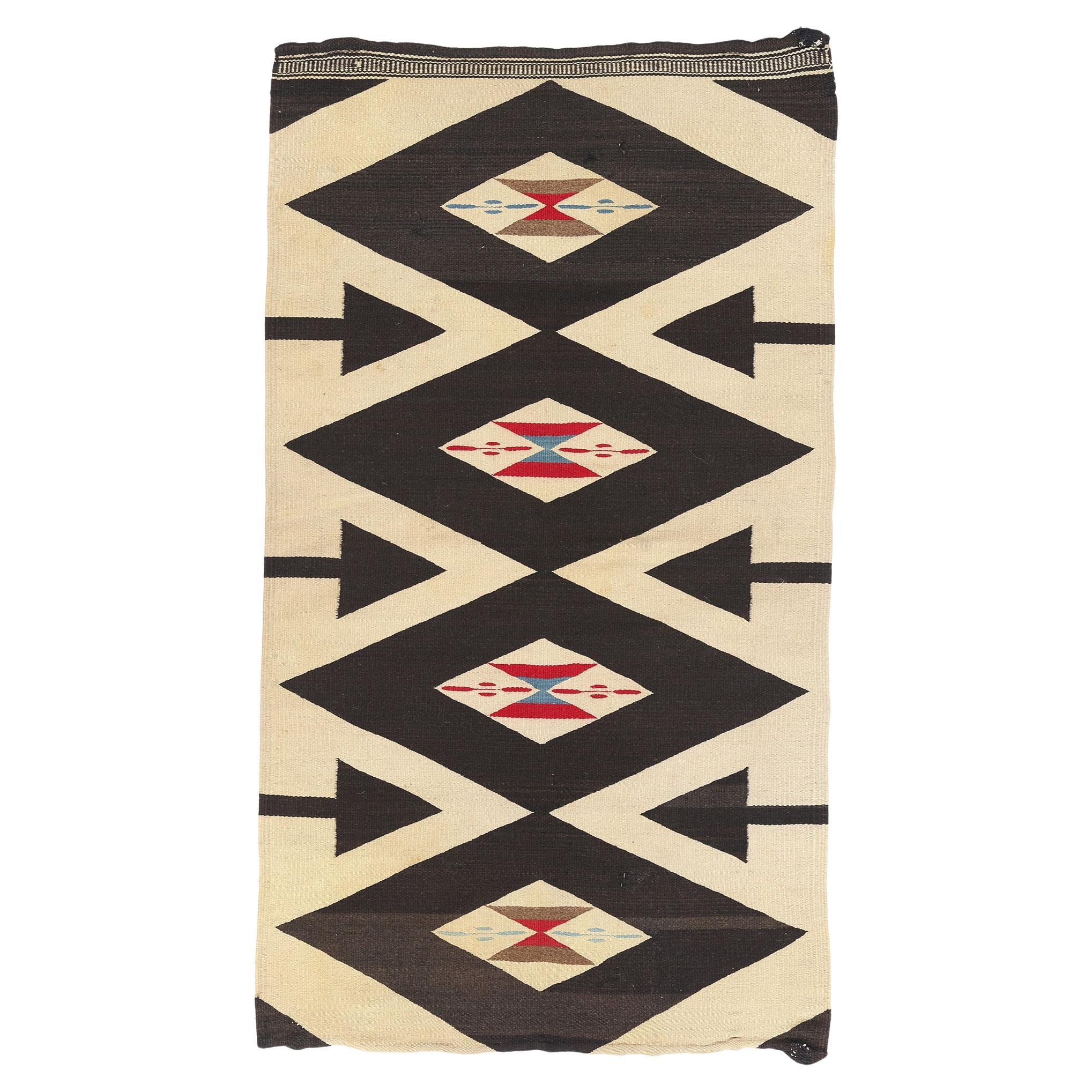 Antique Rio Grande Chimayo Carpet with Modern Southwest Style