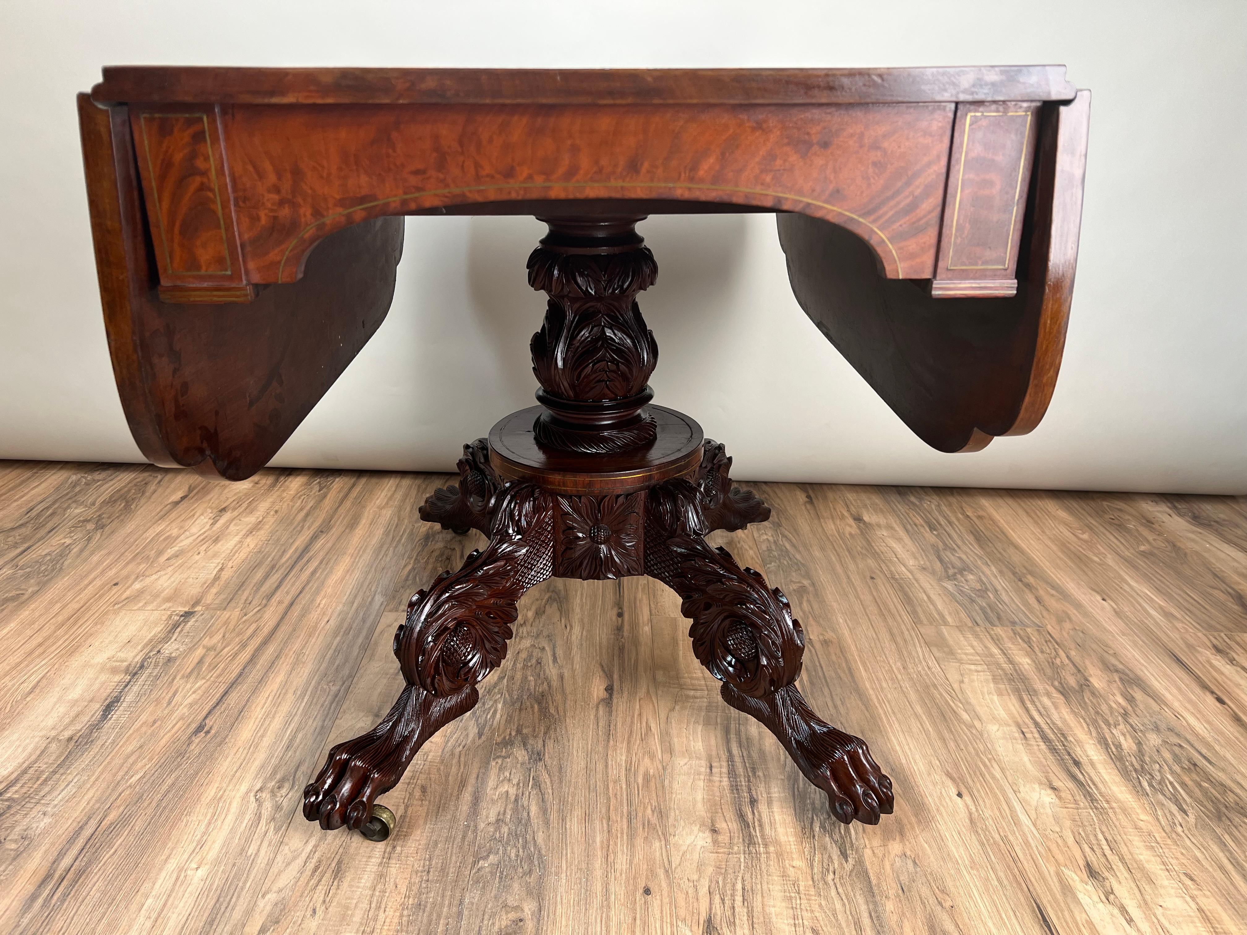 Milieu du XIXe siècle Ancienne table à abattant en acajou de la période fédérale de New York A.I.C. c. 1830 en vente