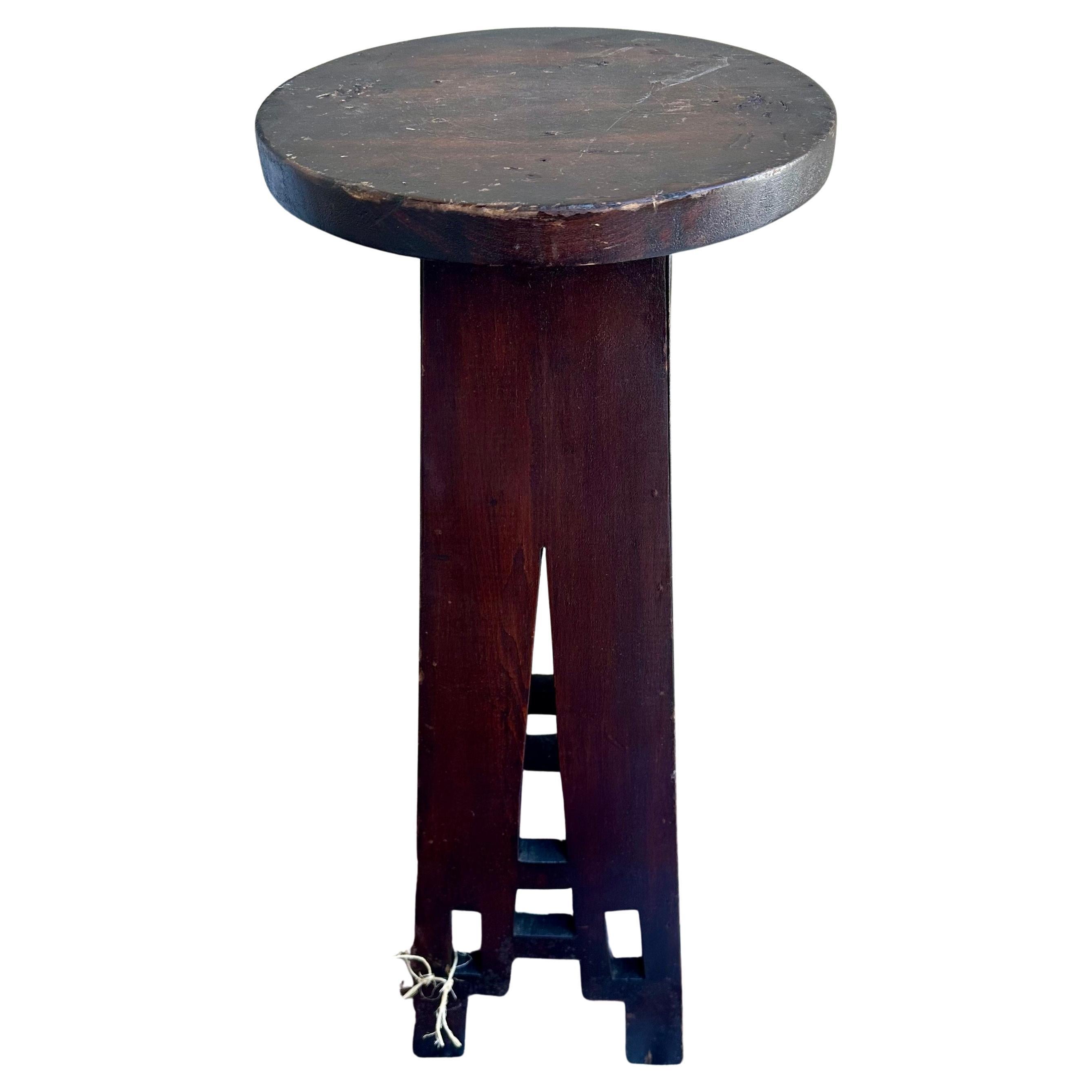 ANTIQUE Beau stand FRANK LOYD WRIGHT Style Arts & Crafts
