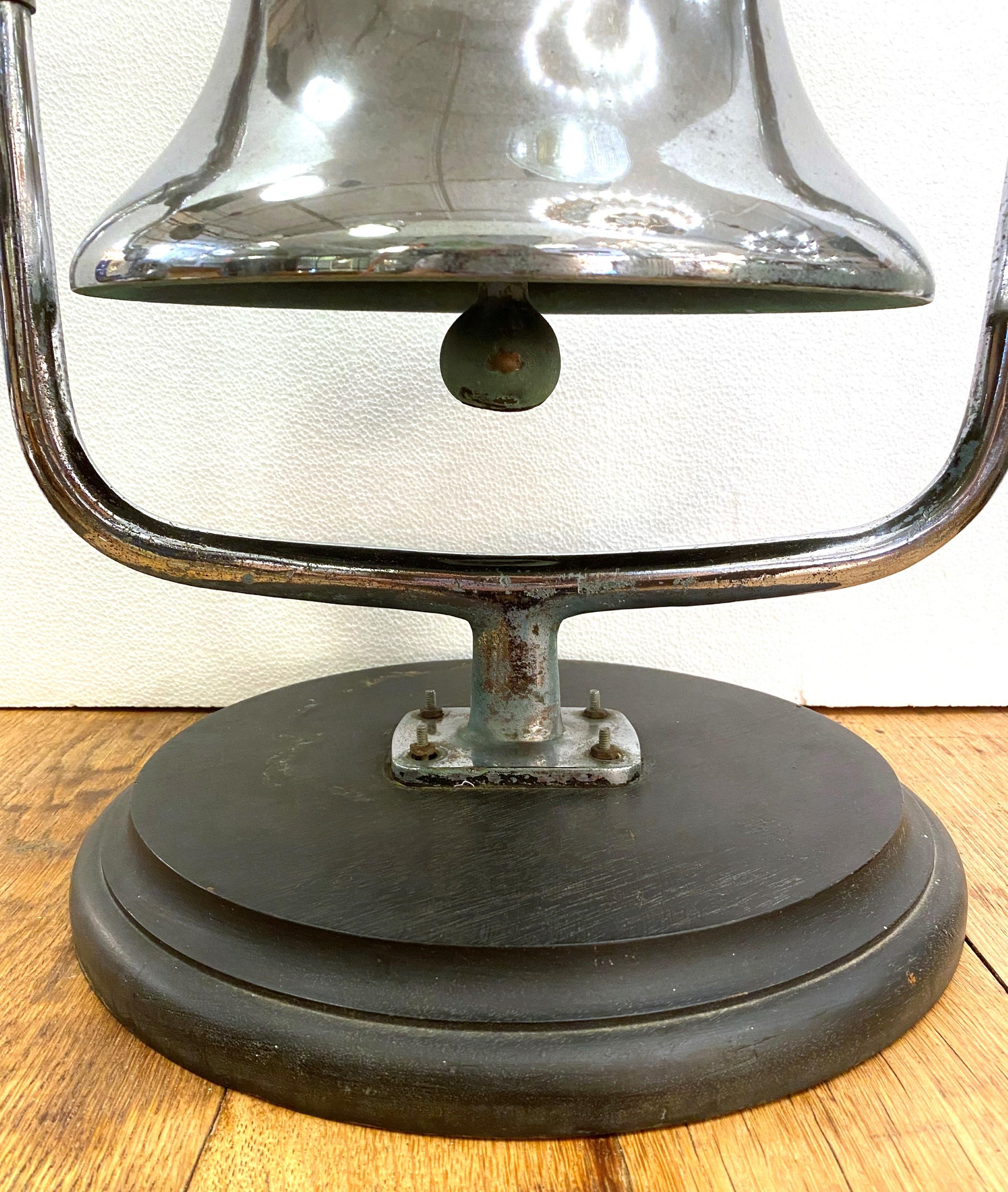 Antique Nickel Plated Bronze Table Top Fire Engine Bell In Good Condition For Sale In New York, NY