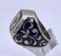 Anillo de caballero con herradura de plata niello antigua Buena suerte