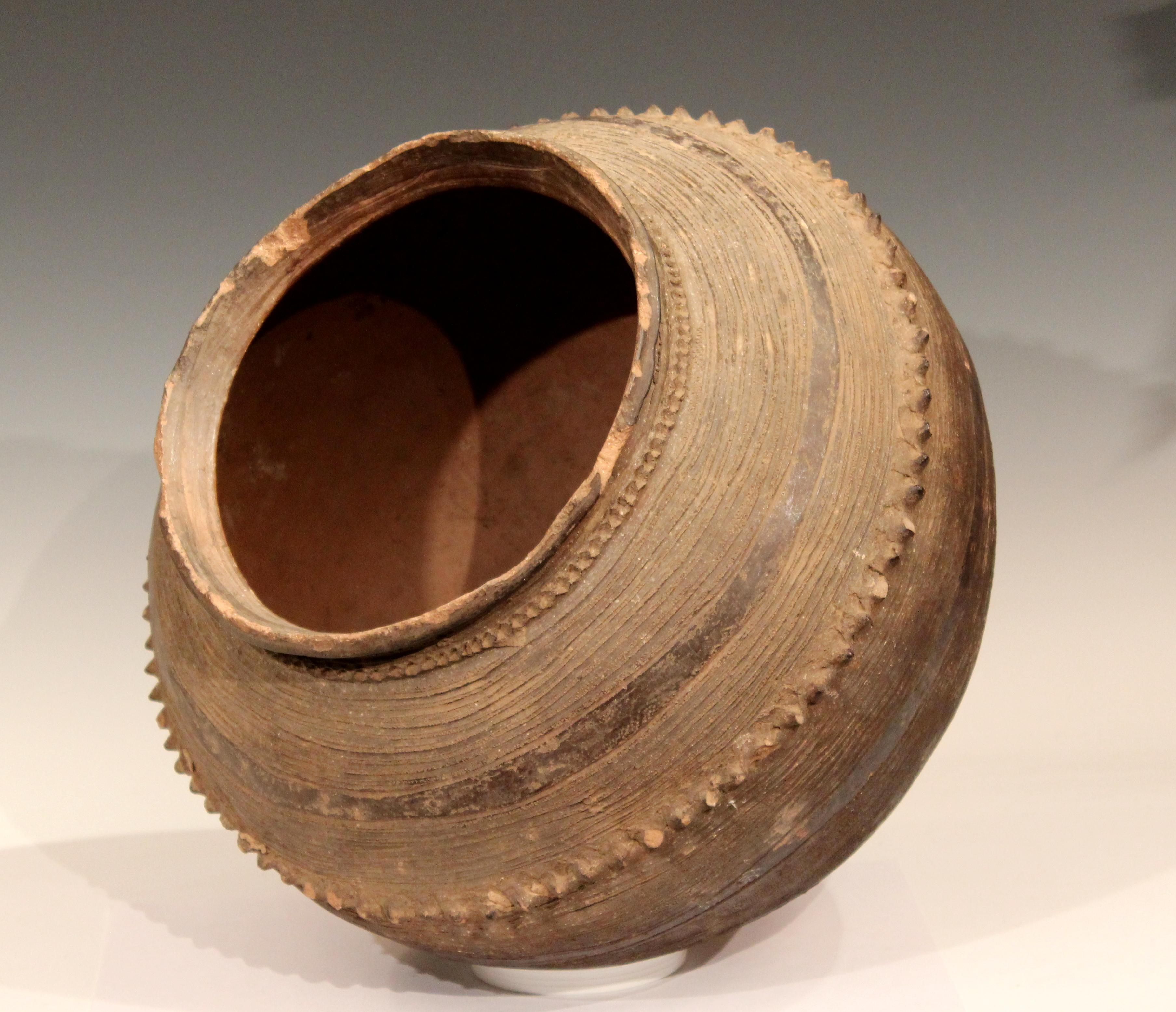 Primitive Antique Nigerian African Terracotta Pottery Storage Jar Incised Geometric Vase For Sale