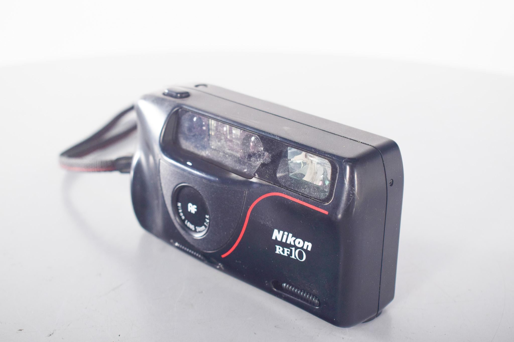 Mid-Century Modern Camera ancienne Nikon RF10 en vente