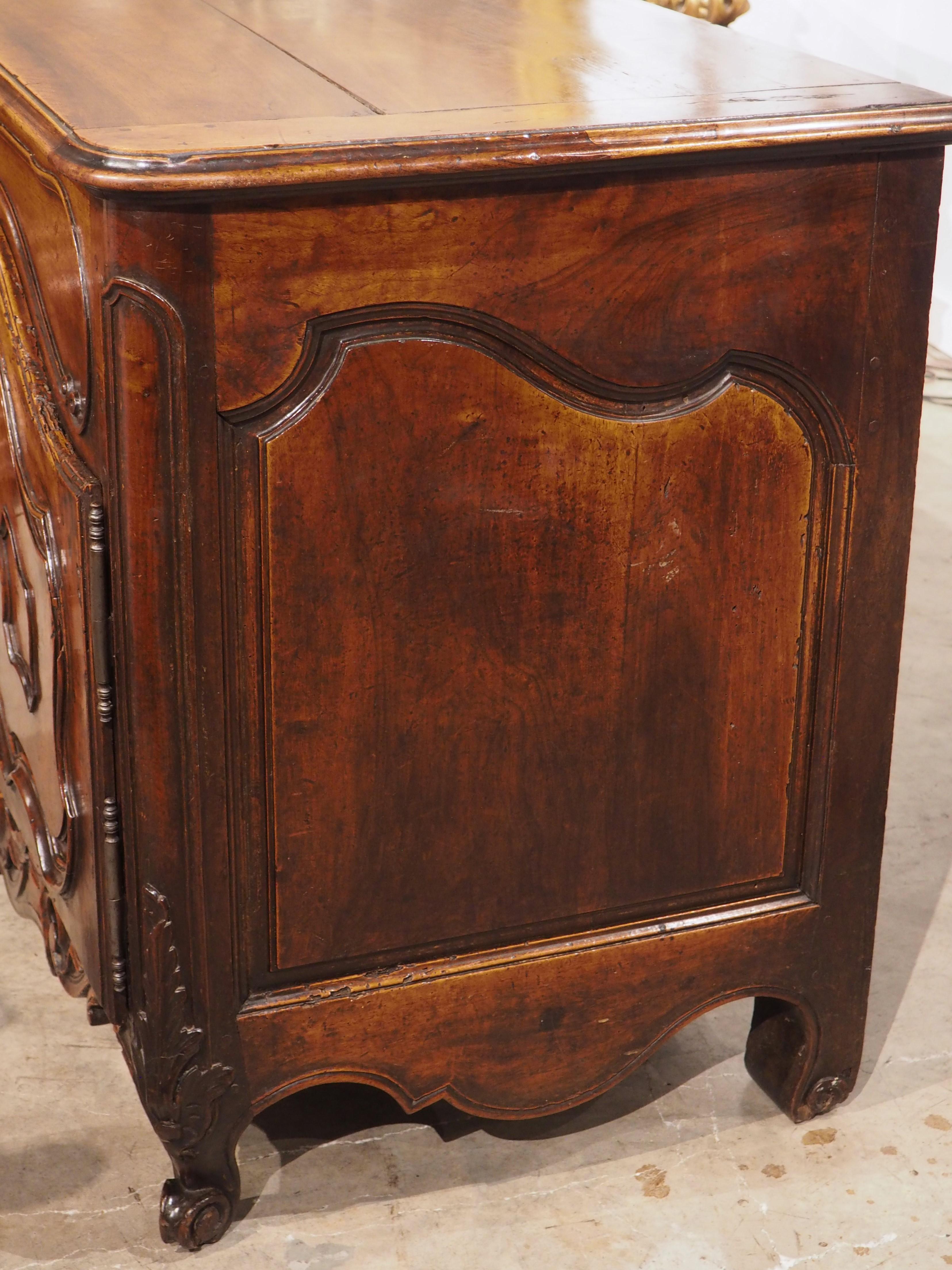 Antique Nimoise Buffet in Carved Walnut, Provence France, Circa 1750 For Sale 6