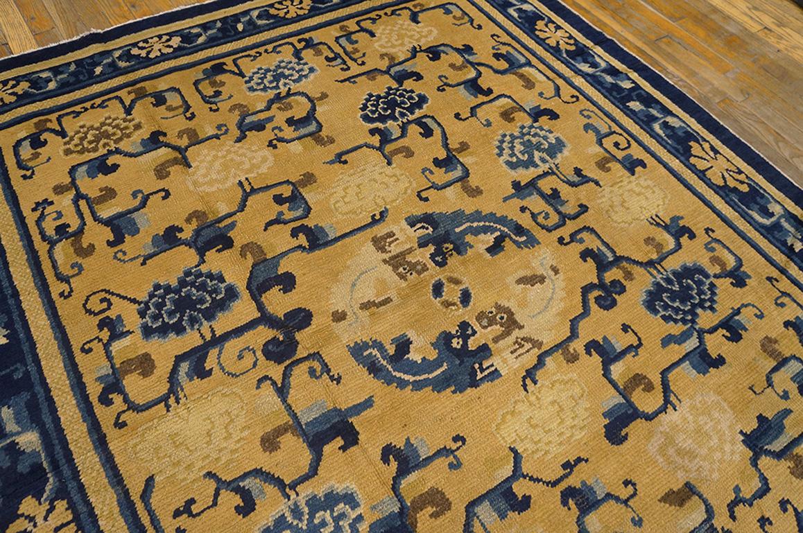 Antique Ningxia Chinese Carpet In Good Condition For Sale In New York, NY