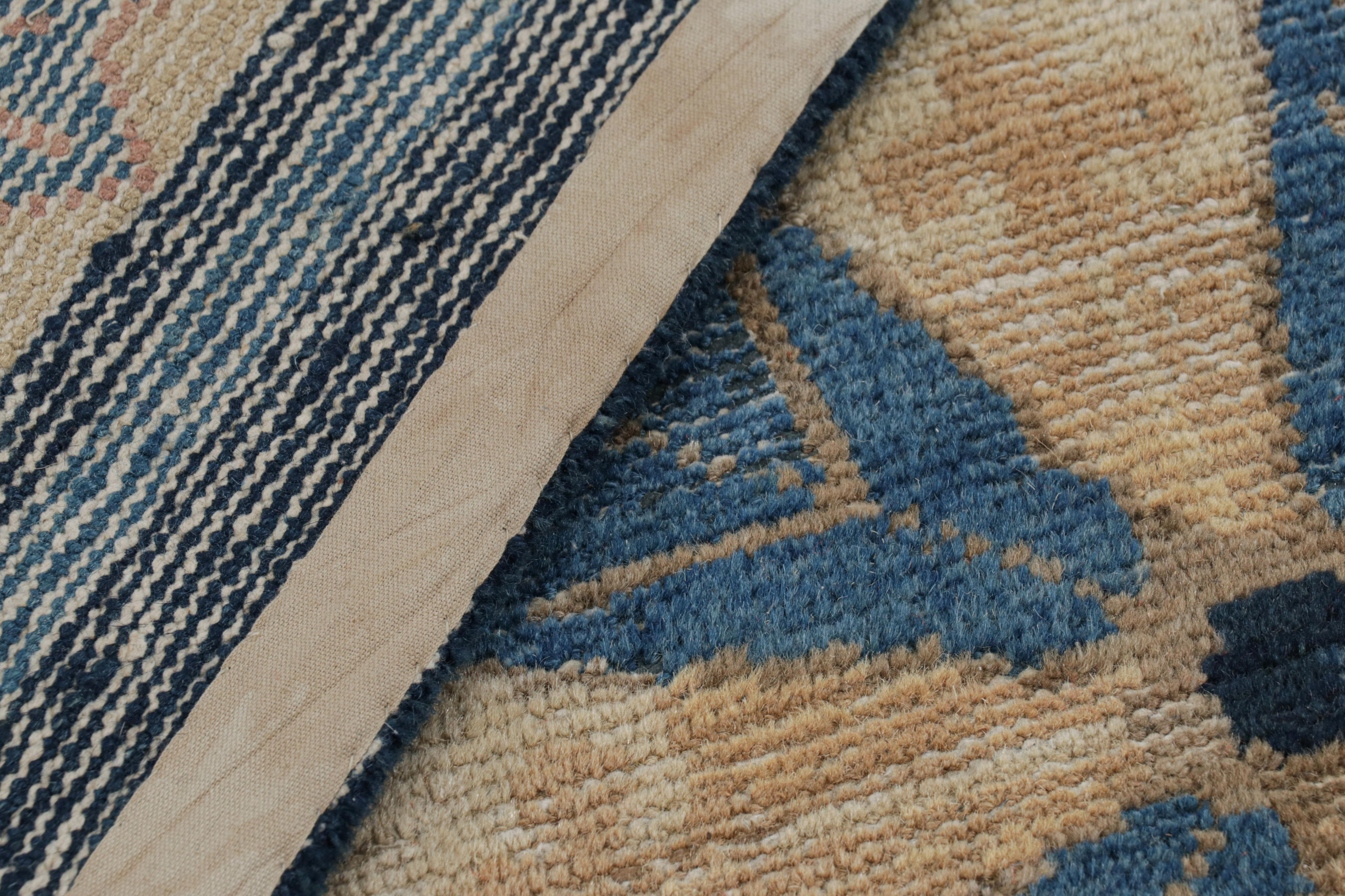 Antiker Ningxia-Teppich in Beige-Braun und Blau mit Blumenmustern im Angebot 1