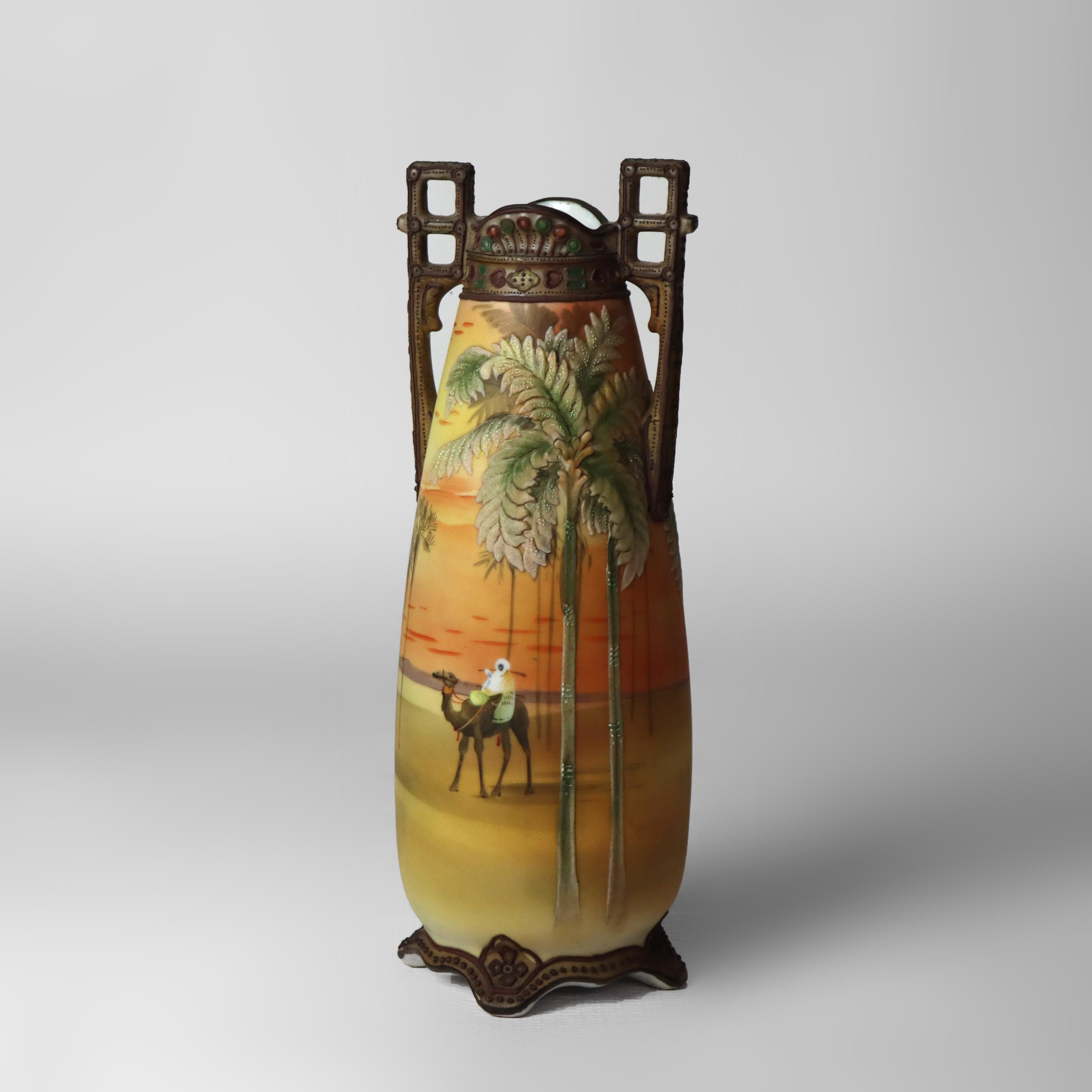 20ième siècle Ancien grand vase en porcelaine à thème persan Nippon Moriage signé C1920 en vente