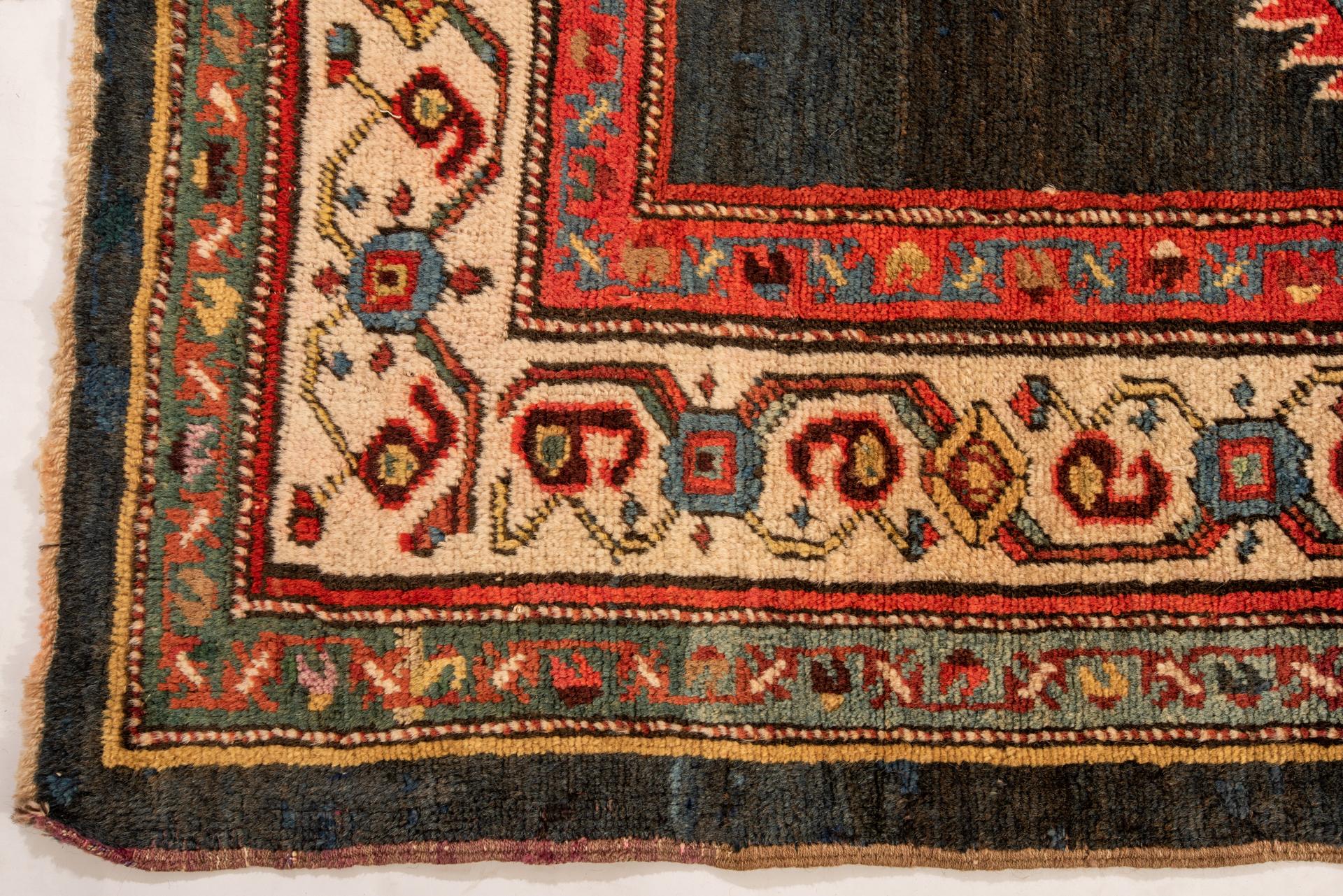 Central Asian Antique Nord-Eastern Gallery Carpet For Sale