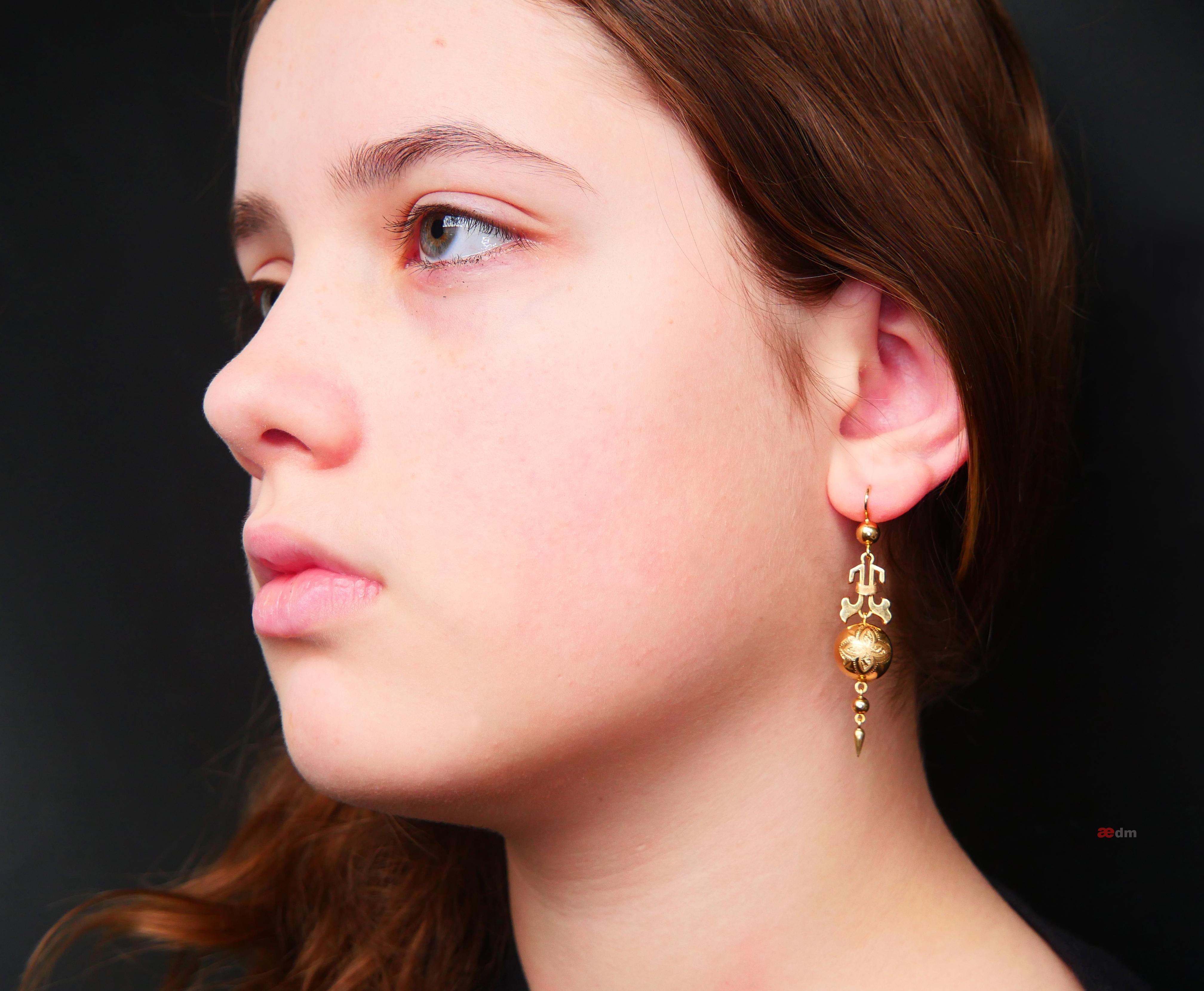 Round Cut Antique Nordic Viking Revival Earrings Balls solid 18K Gold / 4.8 gr For Sale