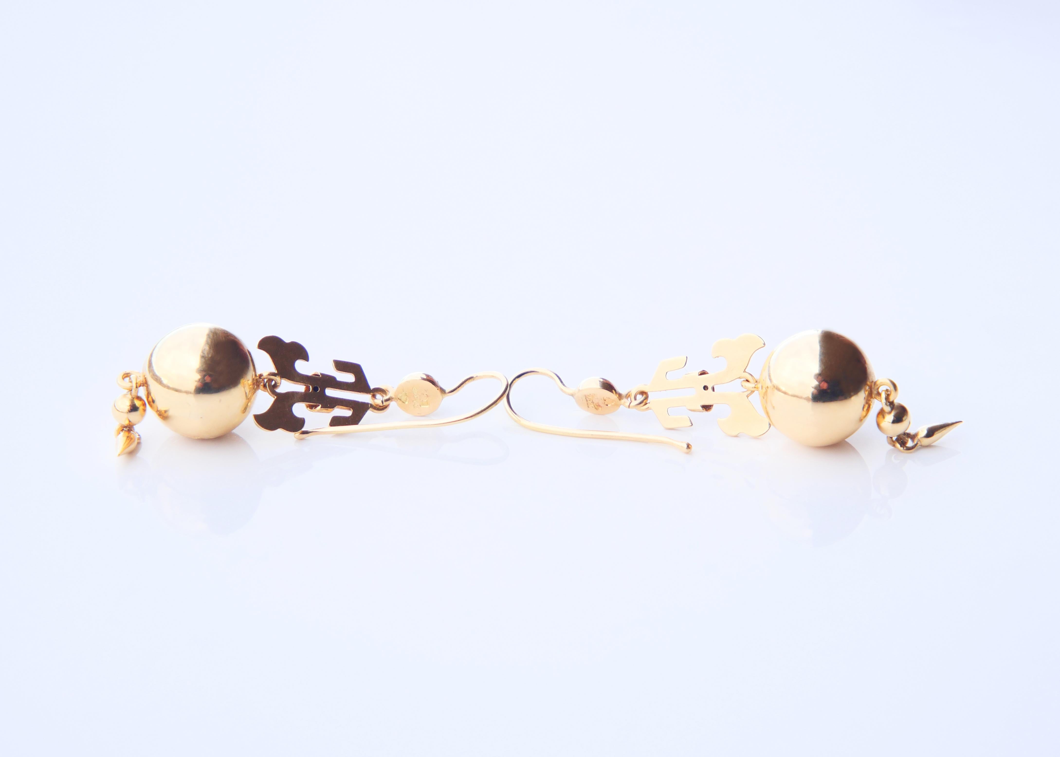 Women's Antique Nordic Viking Revival Earrings Balls solid 18K Gold / 4.8 gr For Sale