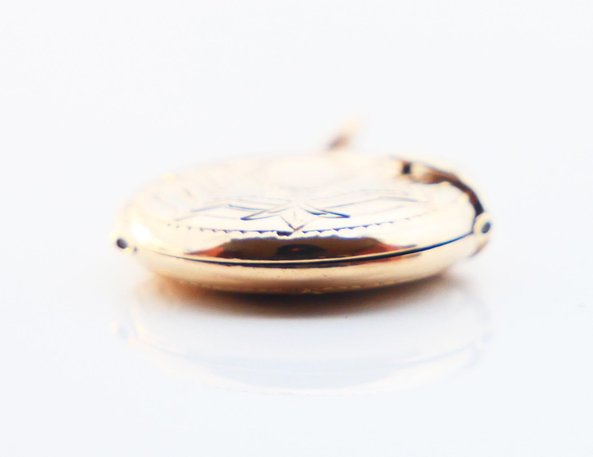Antique Nordic Pendant Picture Locket oval solid 18K Yellow Gold/ 4.35gr For Sale 8