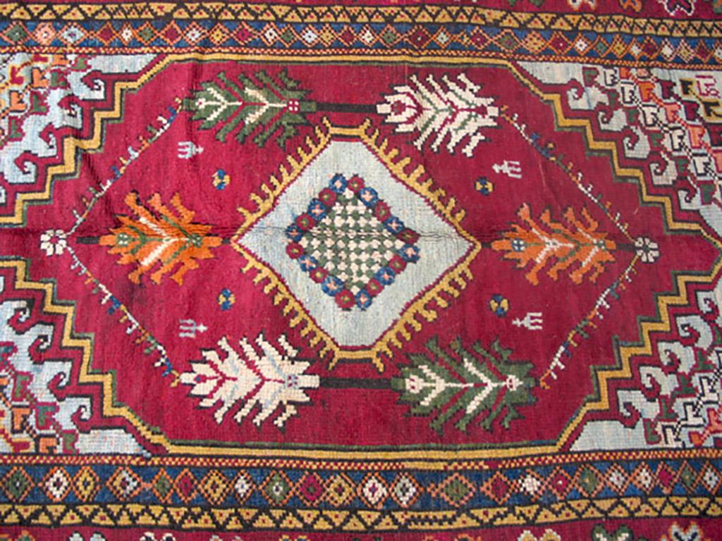 Early 20th Century Late 19th Century Moroccan Rabat Carpet ( 6'8