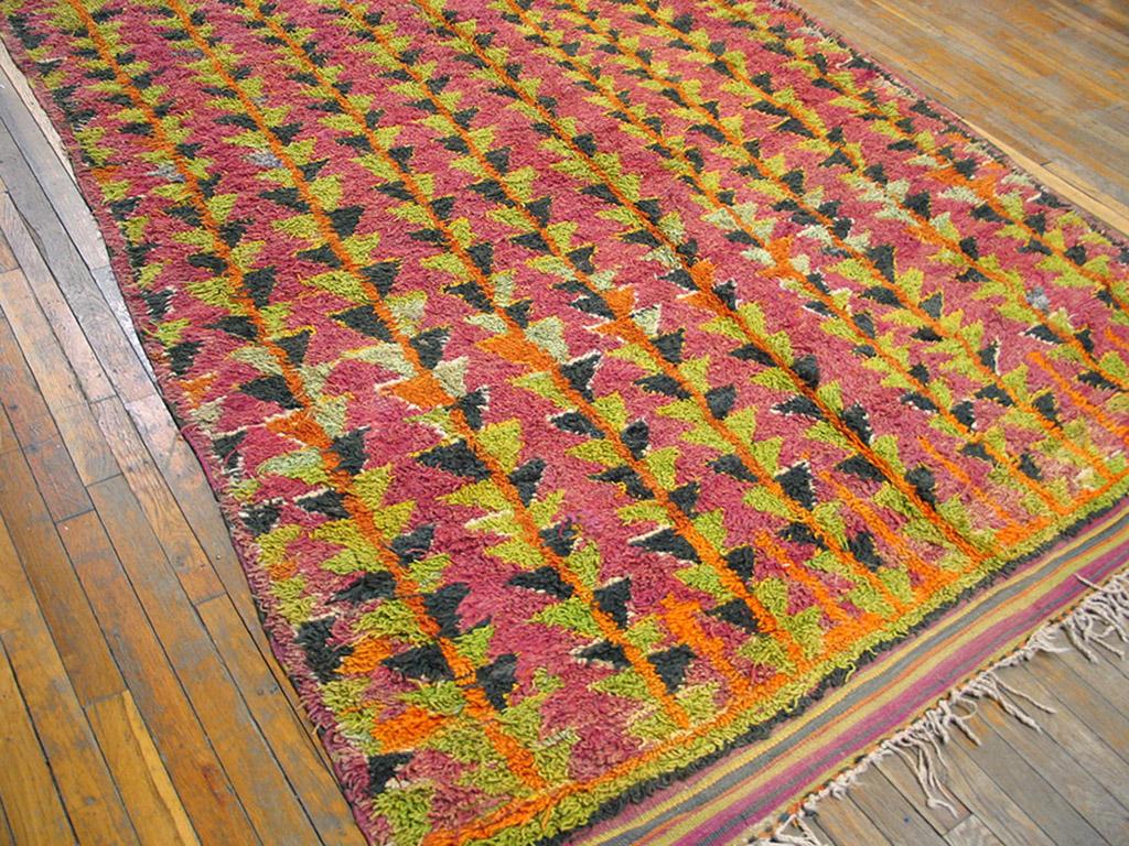 Marokkanischer Galerieteppich aus der Mitte des 20. Jahrhunderts ( 6'6