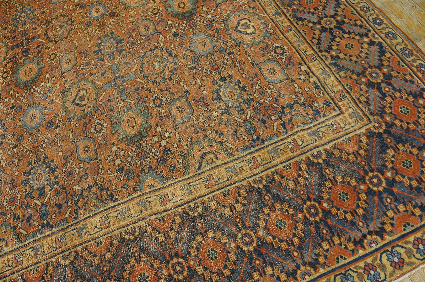 Late 18th Century N.E. Persian Khorassan Harshang Carpet (7'6'' x 16'-230 x 488) In Good Condition For Sale In New York, NY