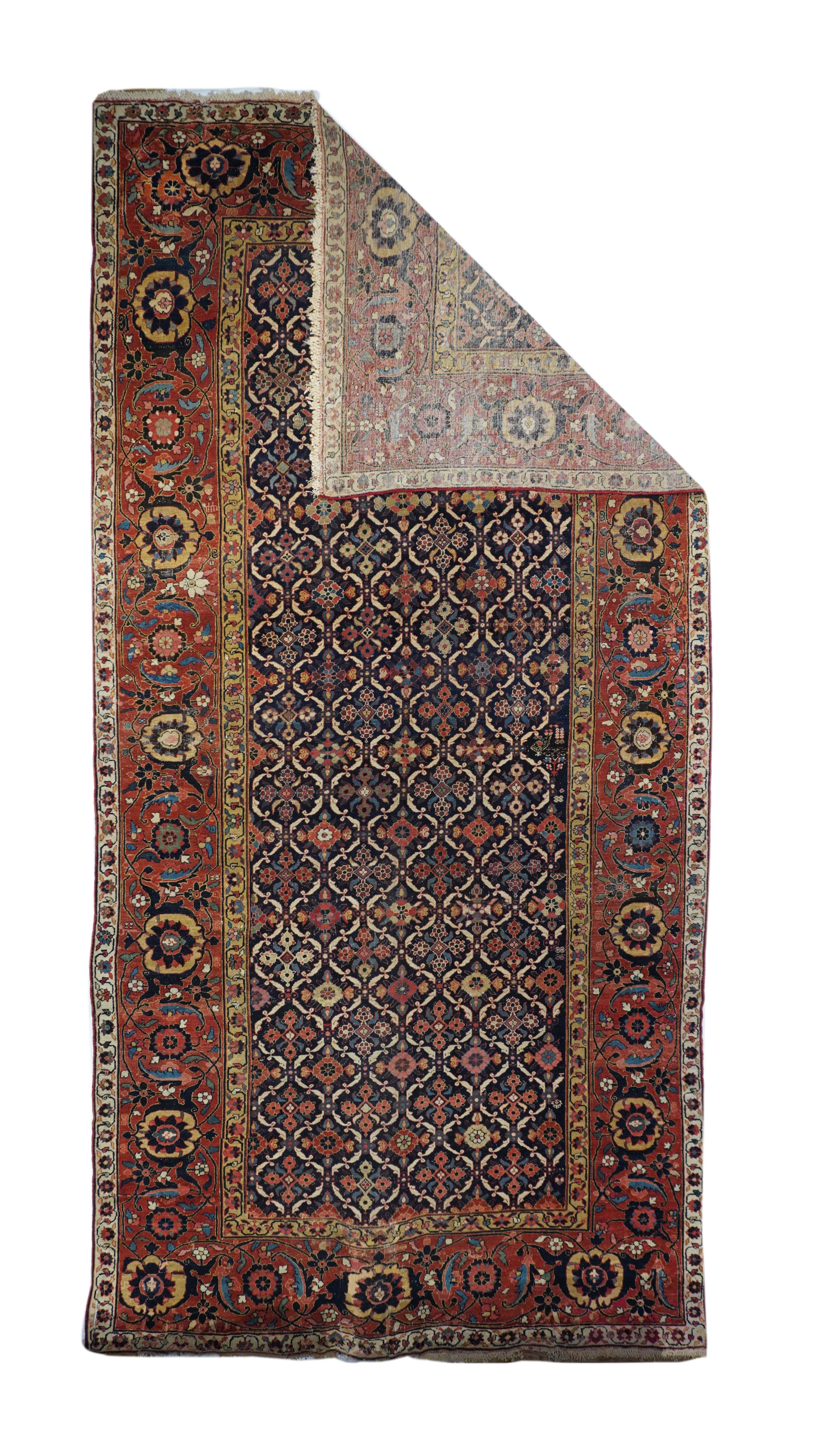 Antiker North West Persian Long Rug 7'10