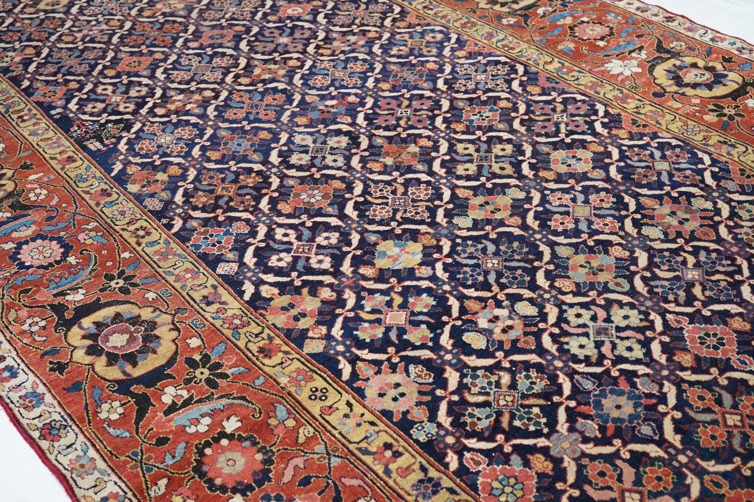 Antiker nordwestlicher persischer langer Teppich 7'10