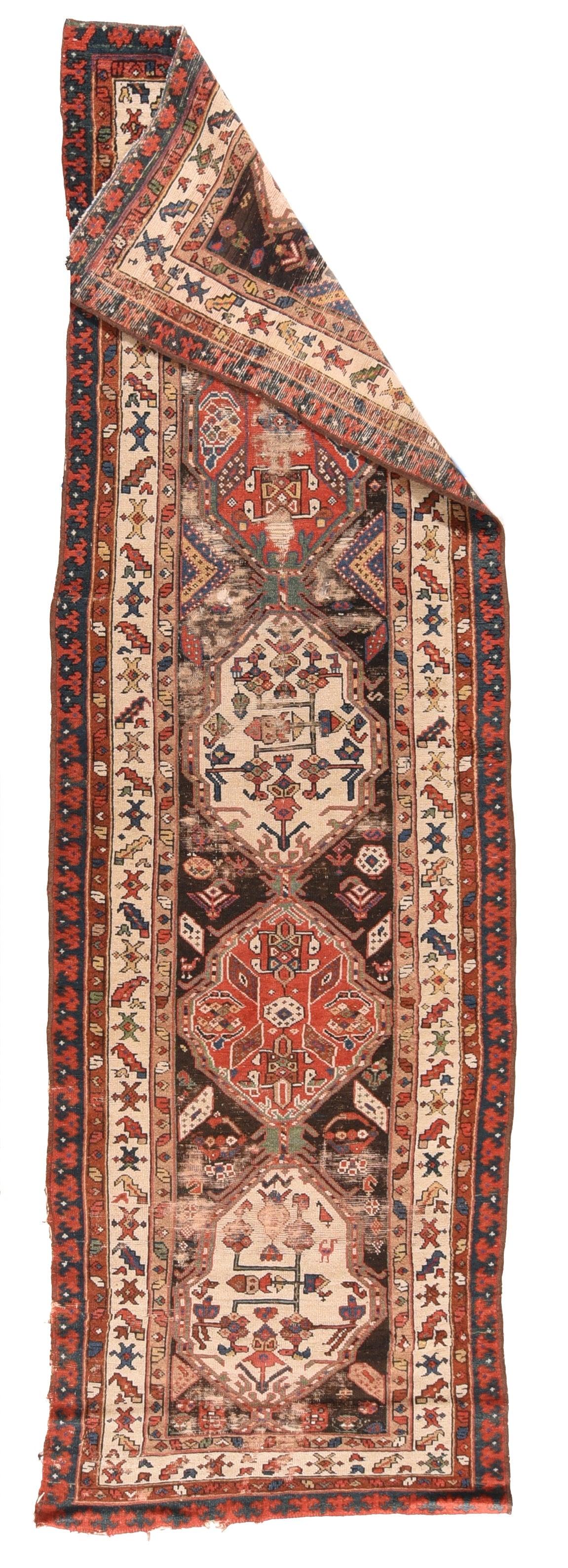 Noué à la main Tapis persan ancien nord-ouest de 3' x 10'5'' en vente