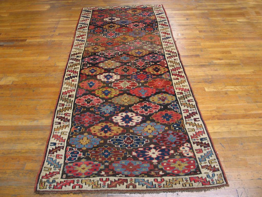Handmade antique NW Persian carpet. Woven circa 1880 (late 19th century). Persian informal rug, size 3'10