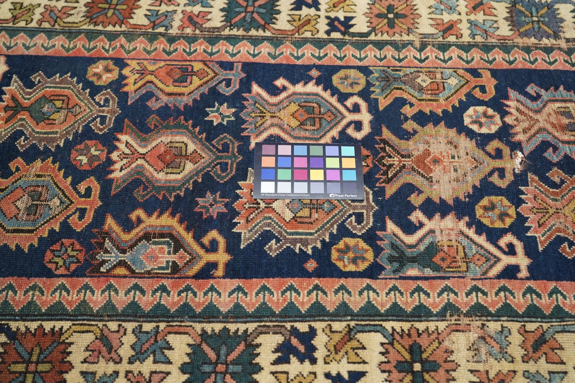 Antiker persischer nordwestlicher Läufer 3'1'' x 15'1'' (19. Jahrhundert) im Angebot