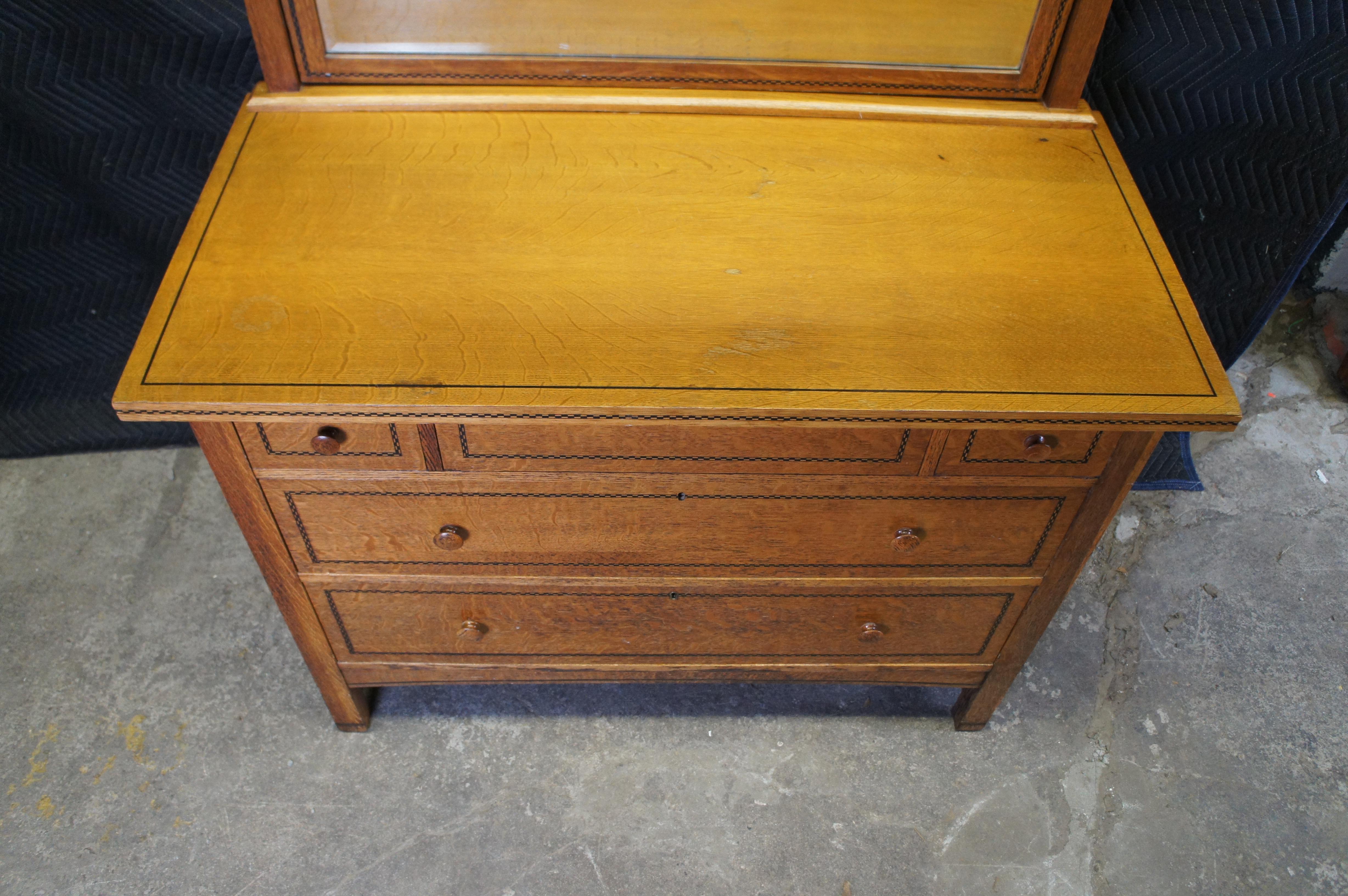 Antique Northern Furniture Victorian Quartersawn Roble Dresser Espejo Cajonera Pecho en Bastante bueno estado para la venta en Dayton, OH