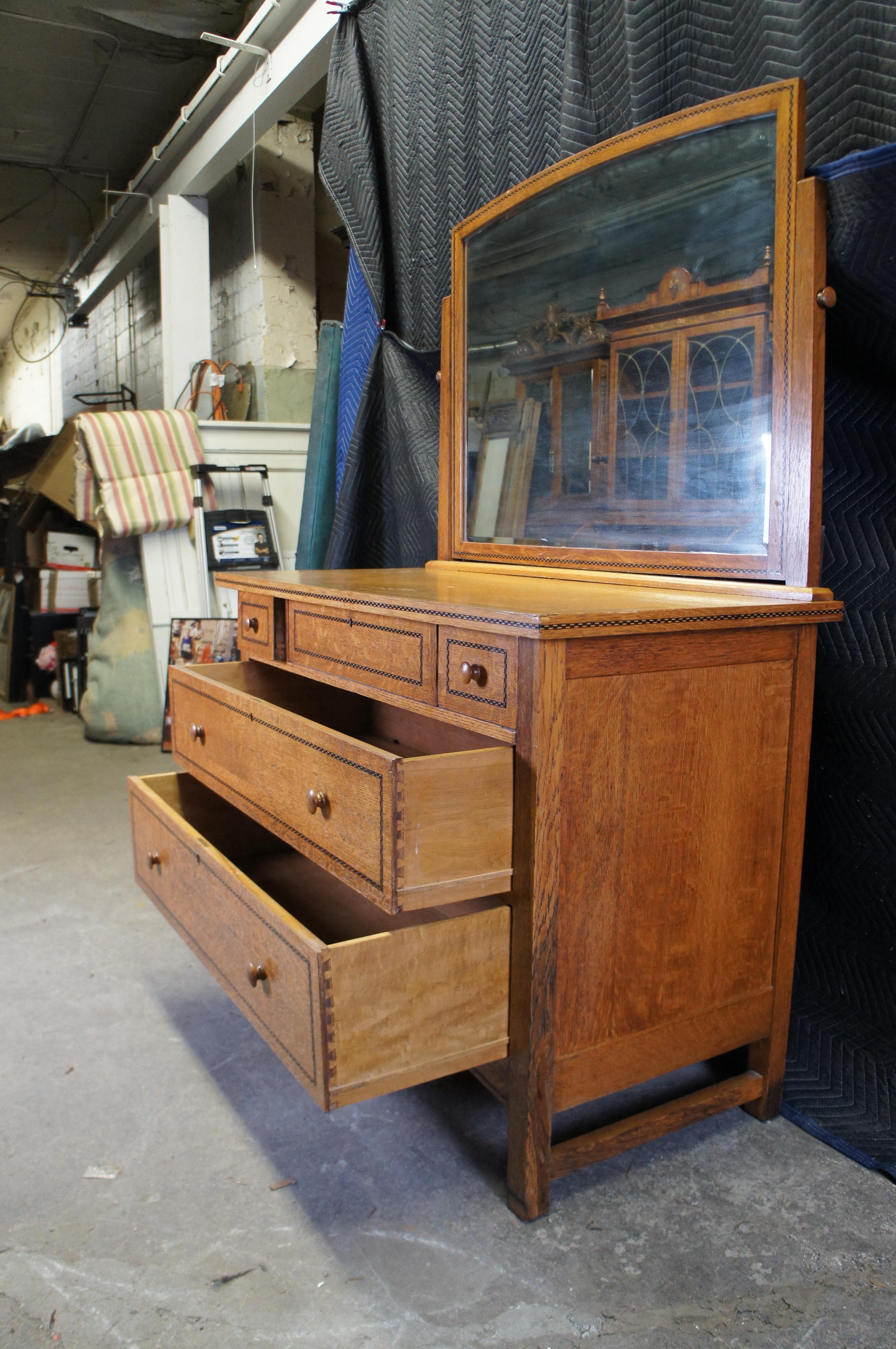 Antique Northern Furniture Victorian Quartersawn Roble Dresser Espejo Cajonera Pecho en venta 4