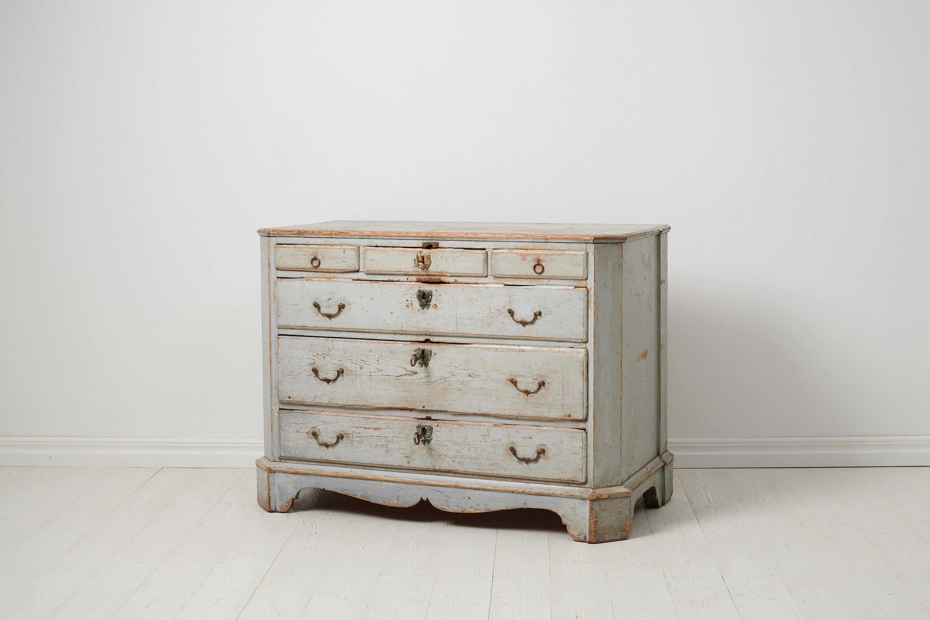 Pine Antique Northern Swedish Classic Gustavian Chest of Drawers