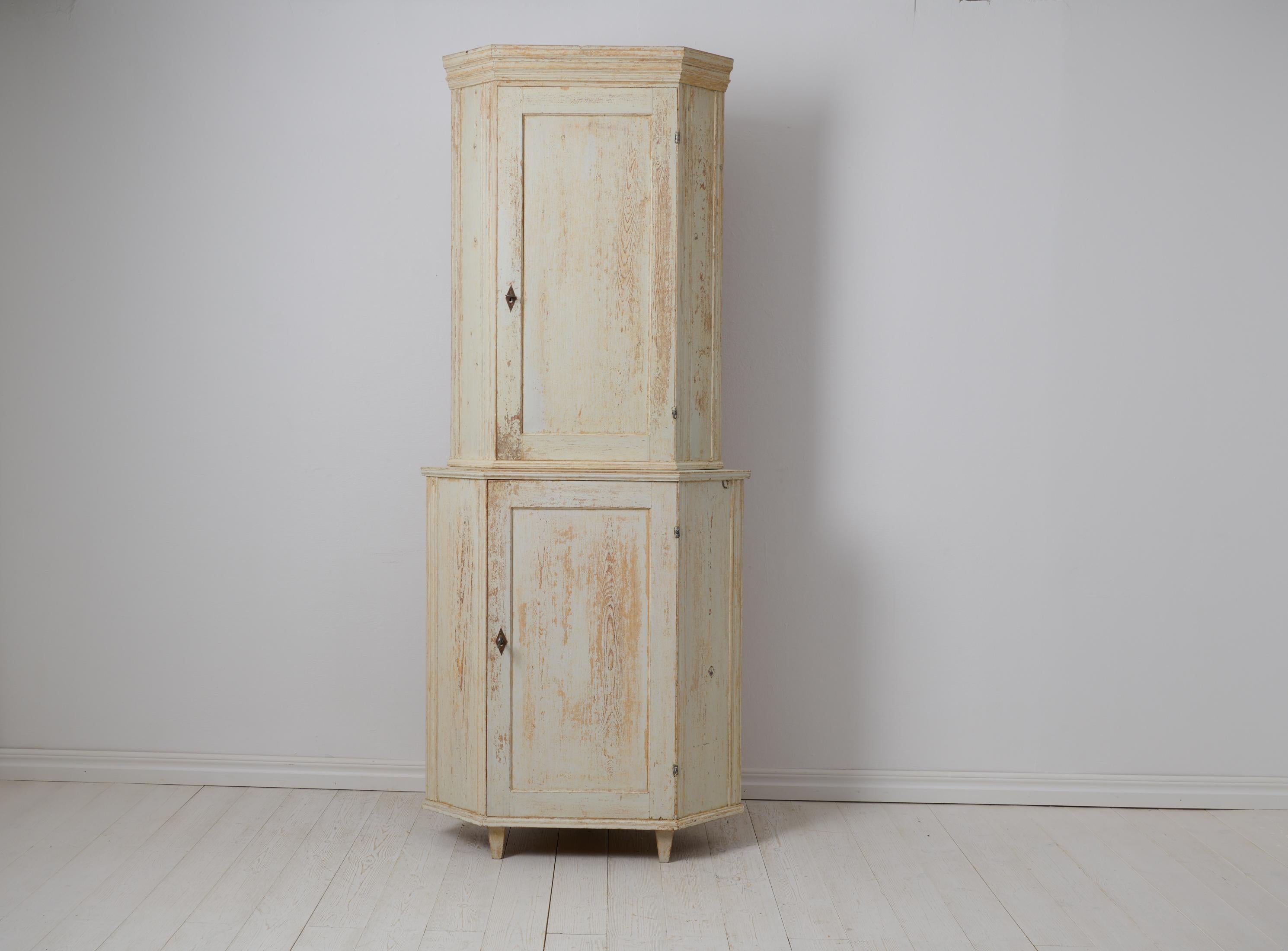 Pine Antique Northern Swedish Country House White Gustavian Style Corner Cabinet For Sale