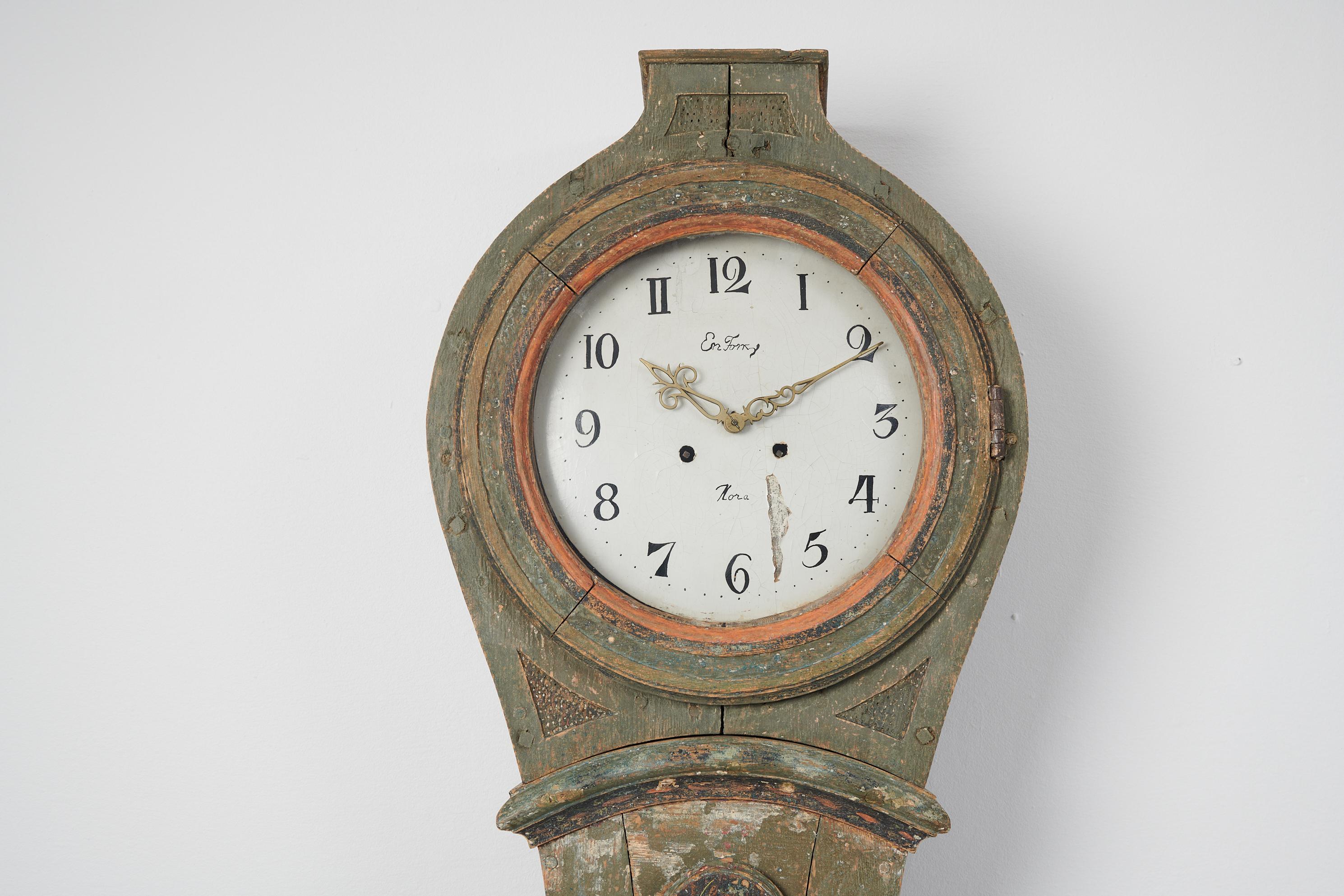 XIXe siècle Horloge ancienne à boîtier long du comté de Suède du Nord en vente