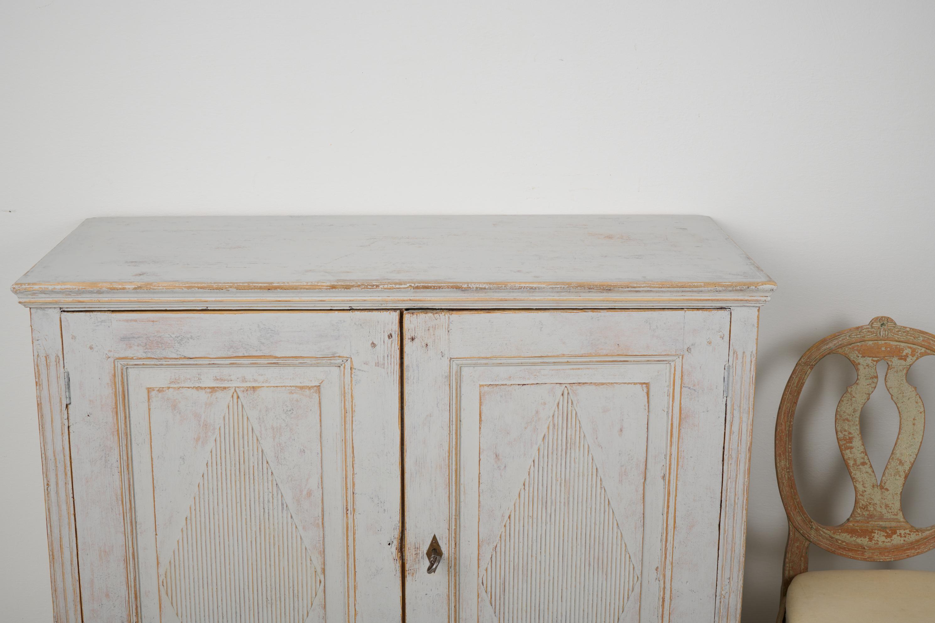Antique Northern Swedish Gustavian Period Handmade Rustic Pine Sideboard For Sale 6
