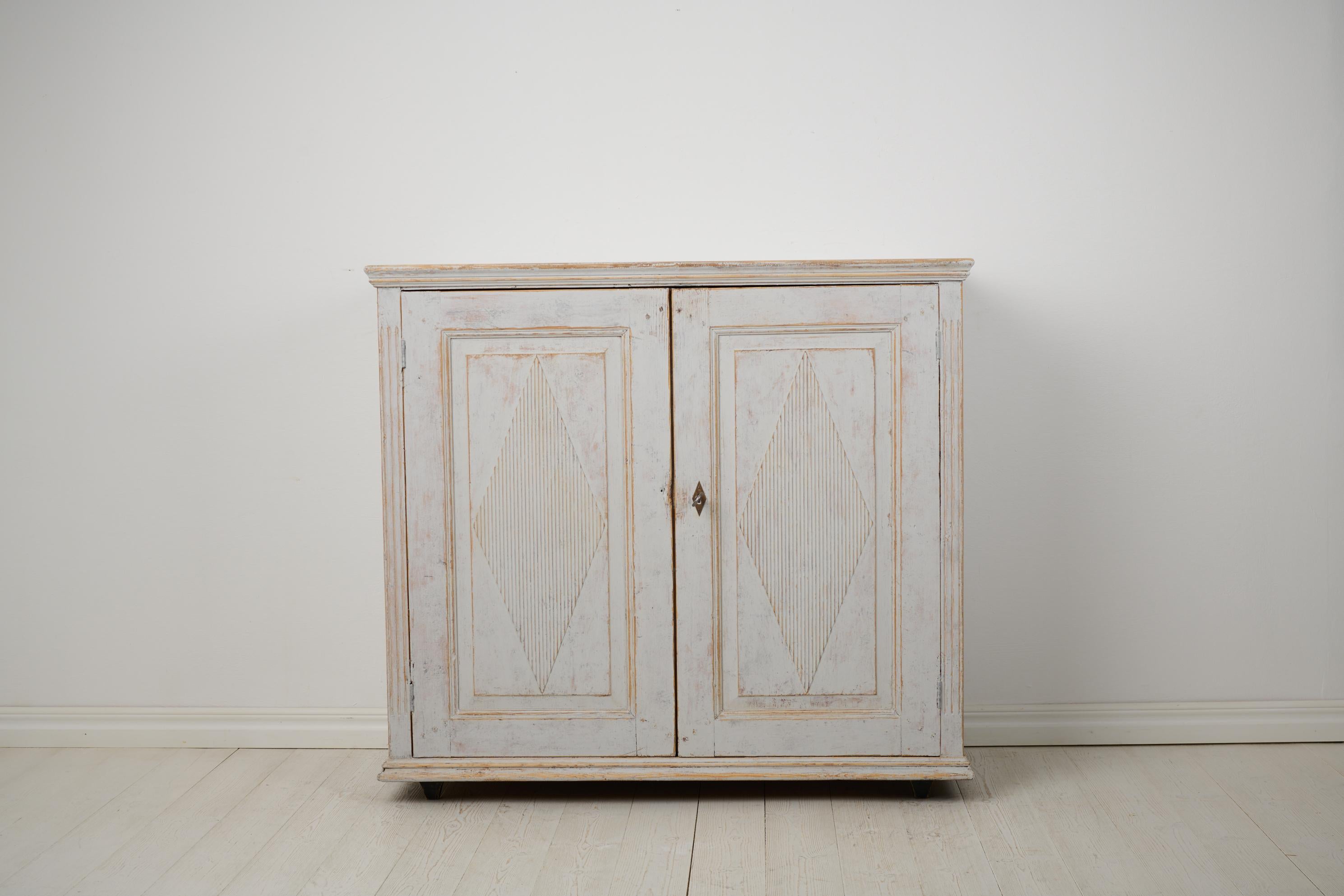 Hand-Crafted Antique Northern Swedish Gustavian Period Handmade Rustic Pine Sideboard For Sale