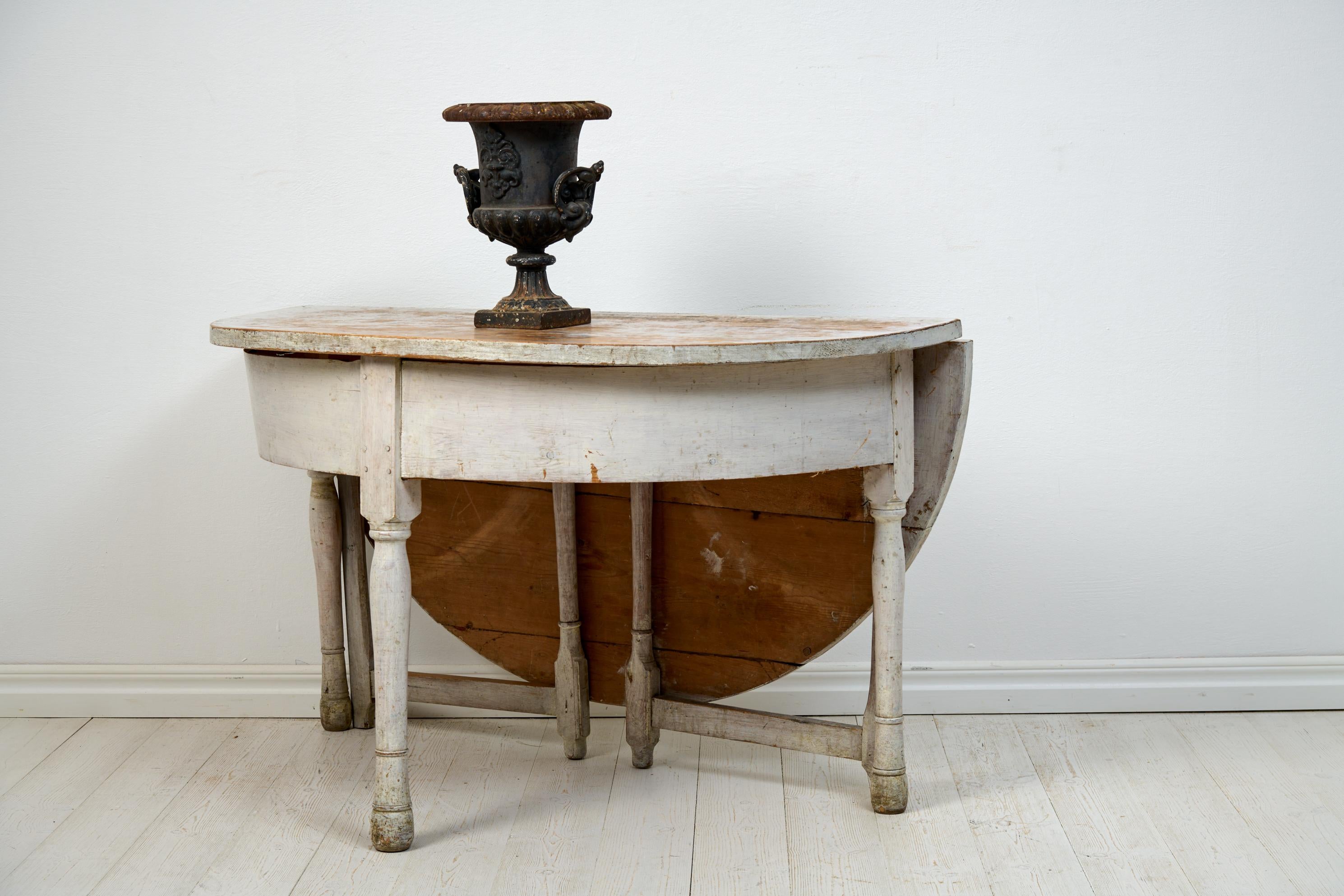 Country Antique Northern Swedish Handcrafted Solid Pine Round Console Table  For Sale
