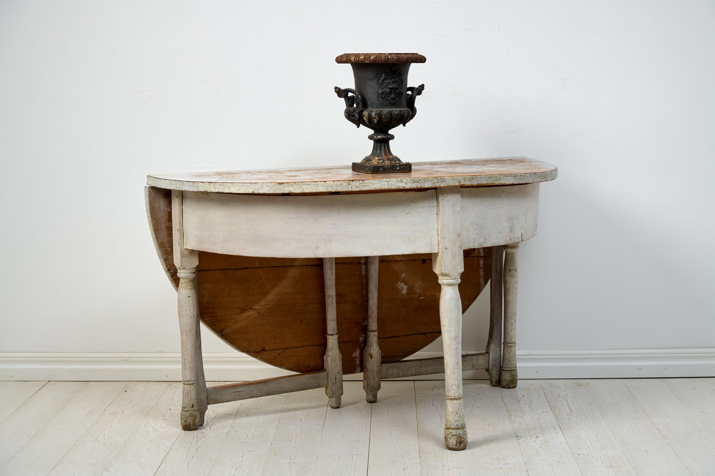 Country Antique Northern Swedish Handcrafted Solid Pine Round Console Table  For Sale