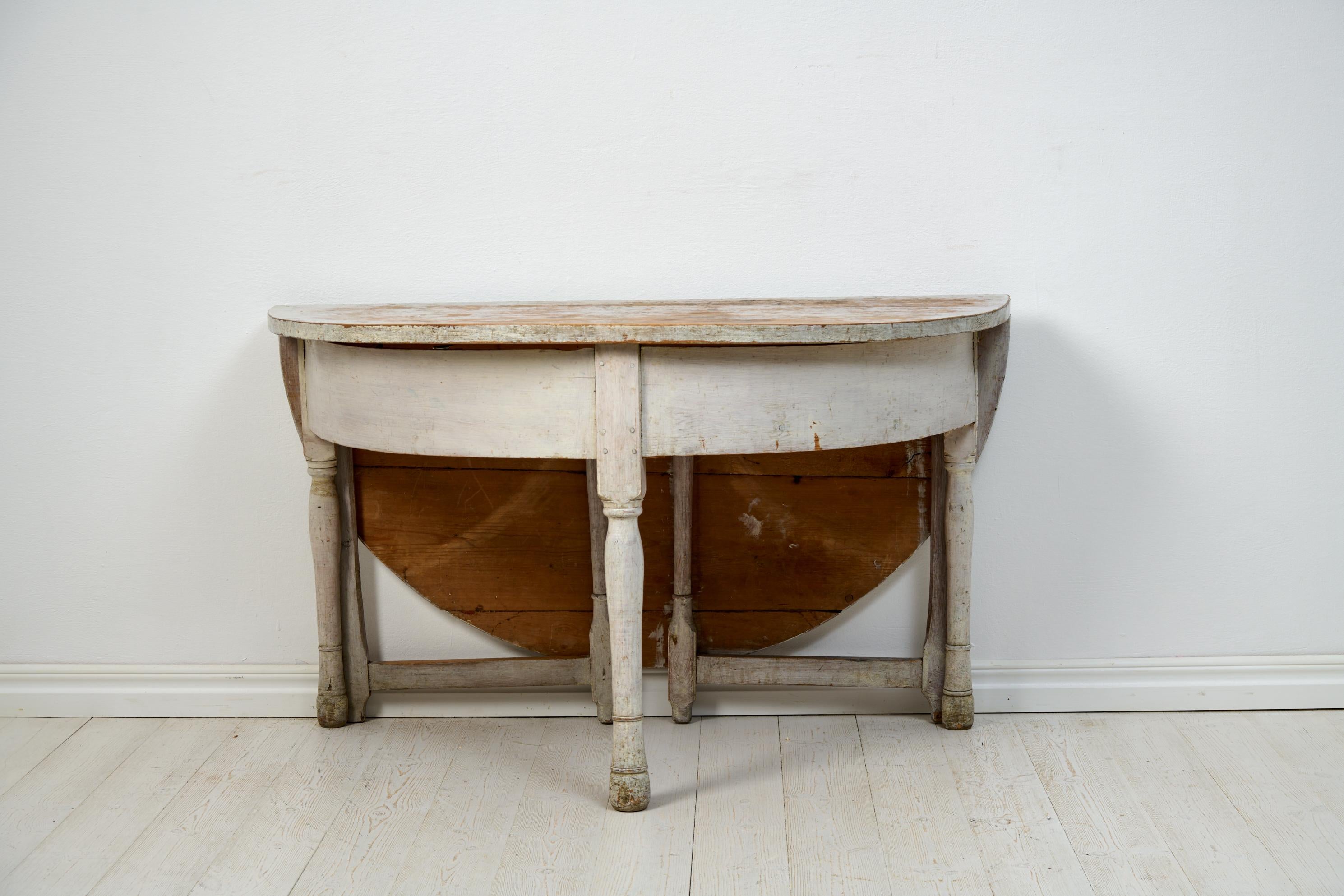 Hand-Crafted Antique Northern Swedish Handcrafted Solid Pine Round Console Table  For Sale