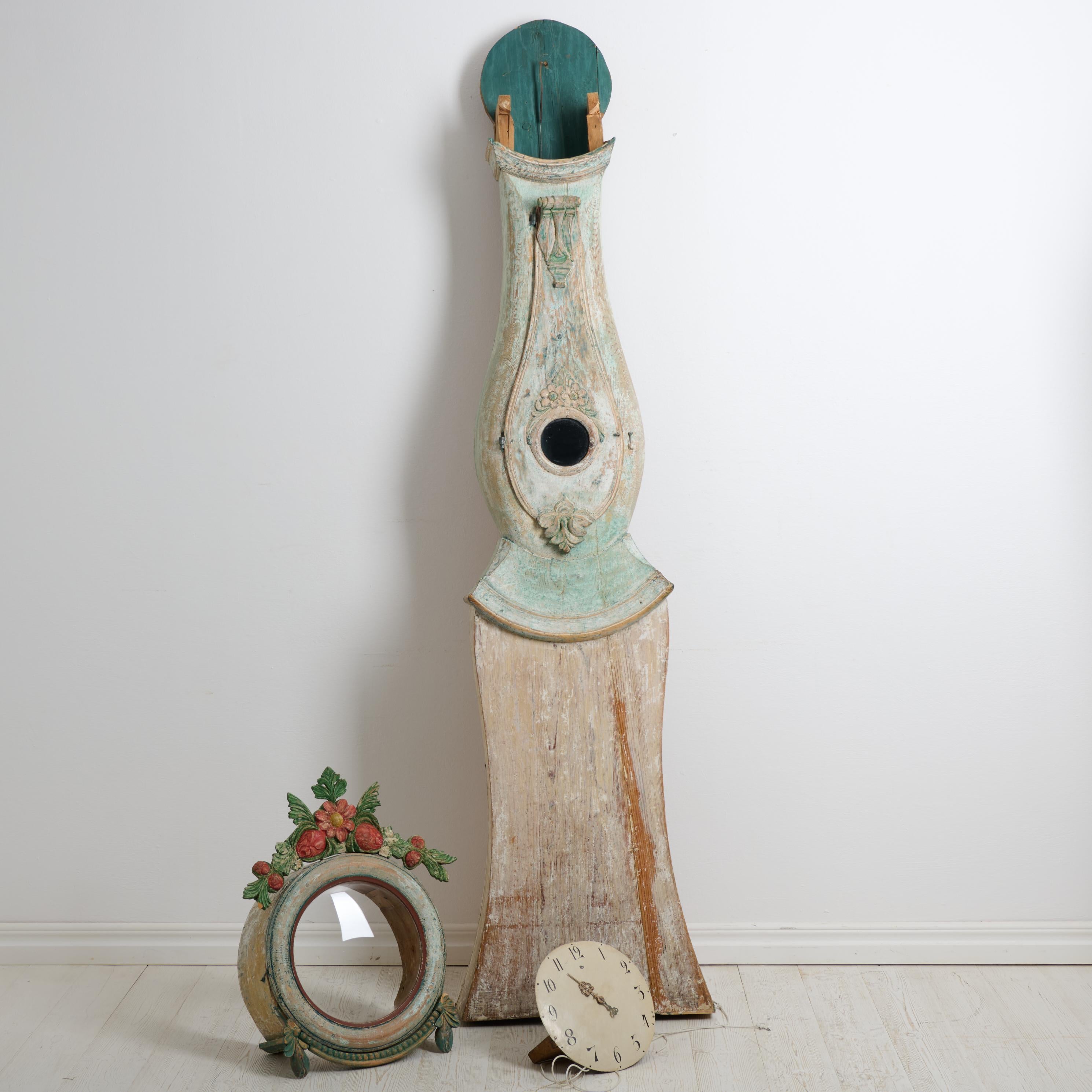Antique Northern Swedish Long Case Clock with Carved Decor and Original Paint For Sale 1