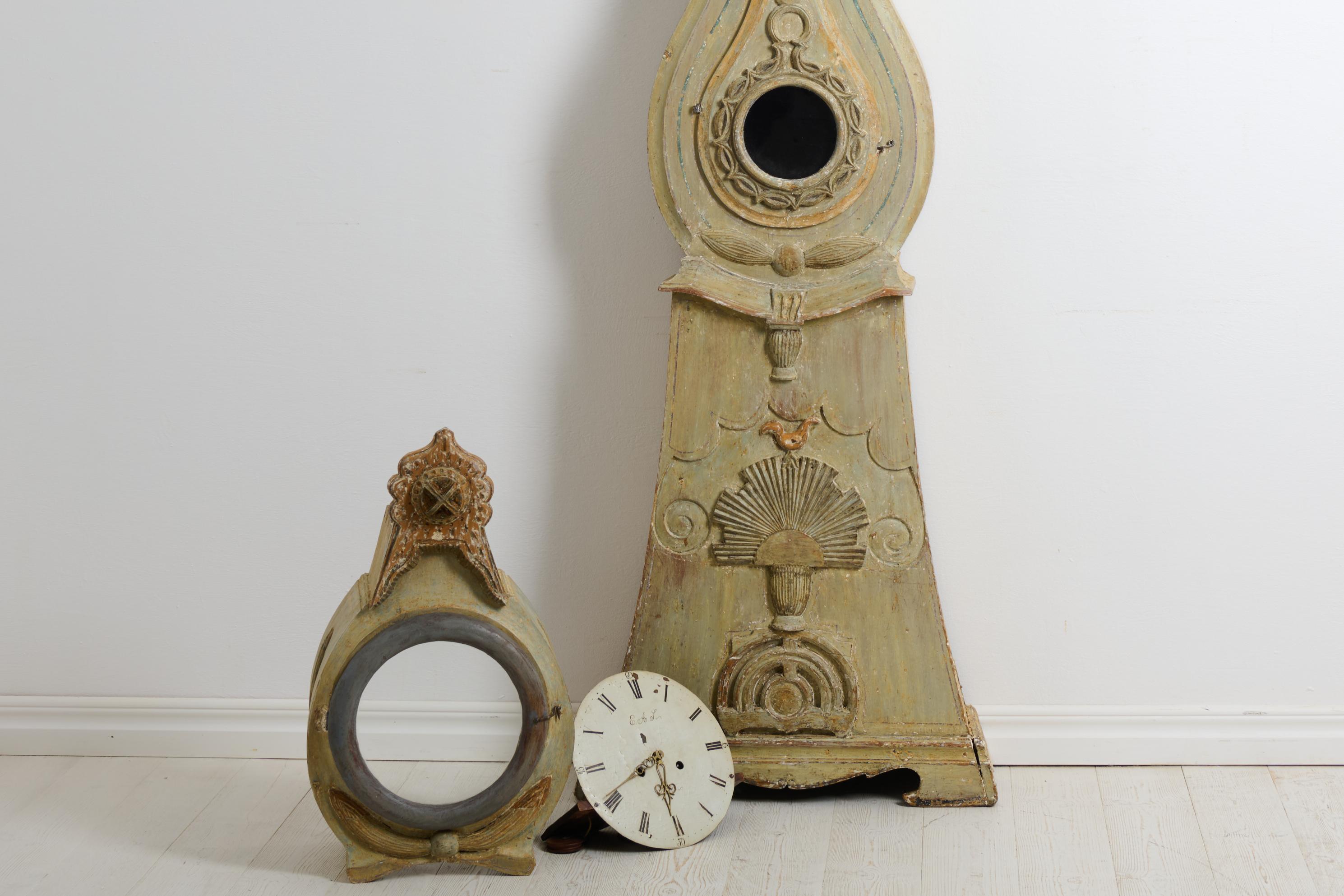 Antique Northern Swedish Long Case Clock with Original Hand-Carved Decor For Sale 2