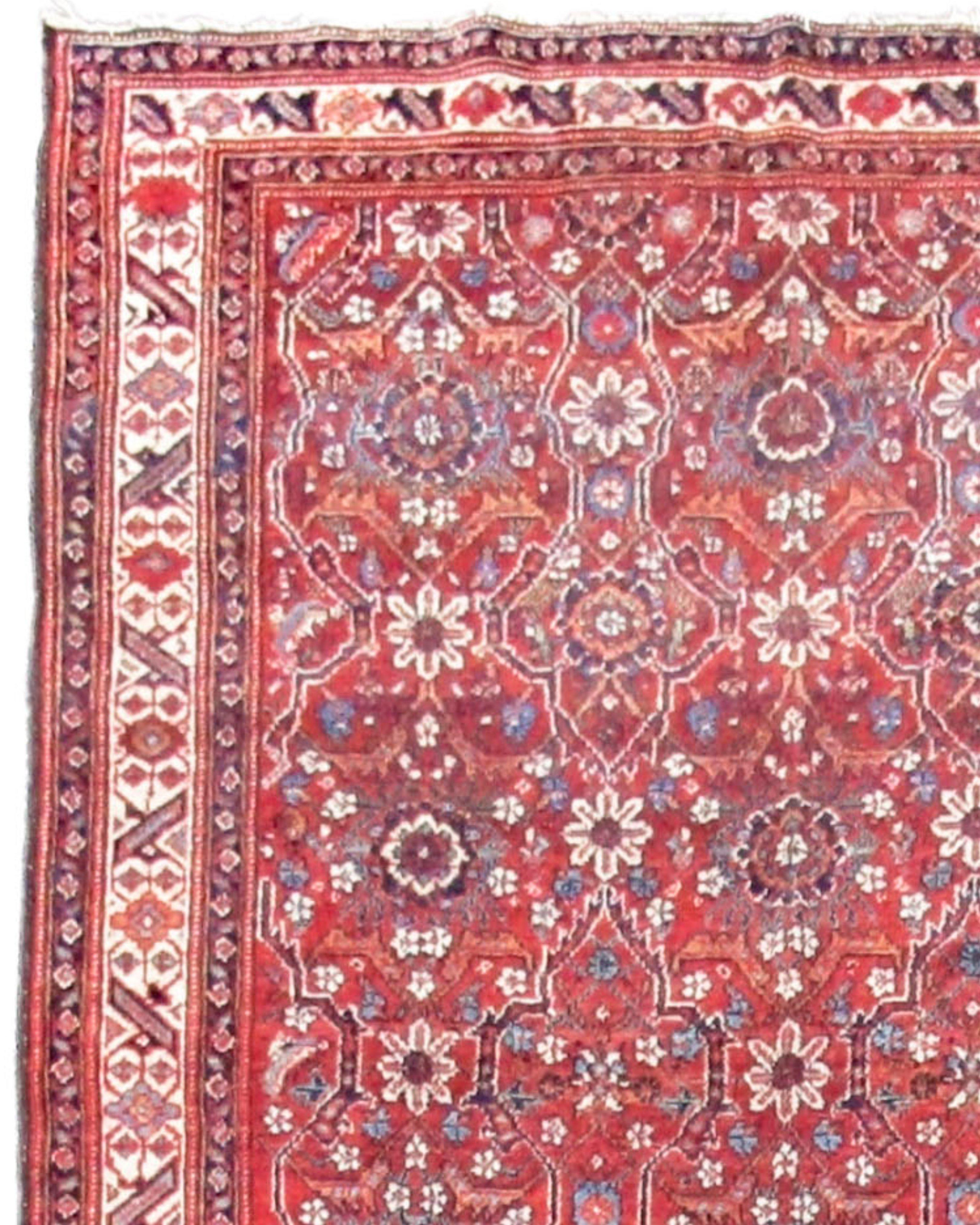 Noué à la main Tapis long ancien du nord-ouest de la Perse, début du 20e siècle en vente
