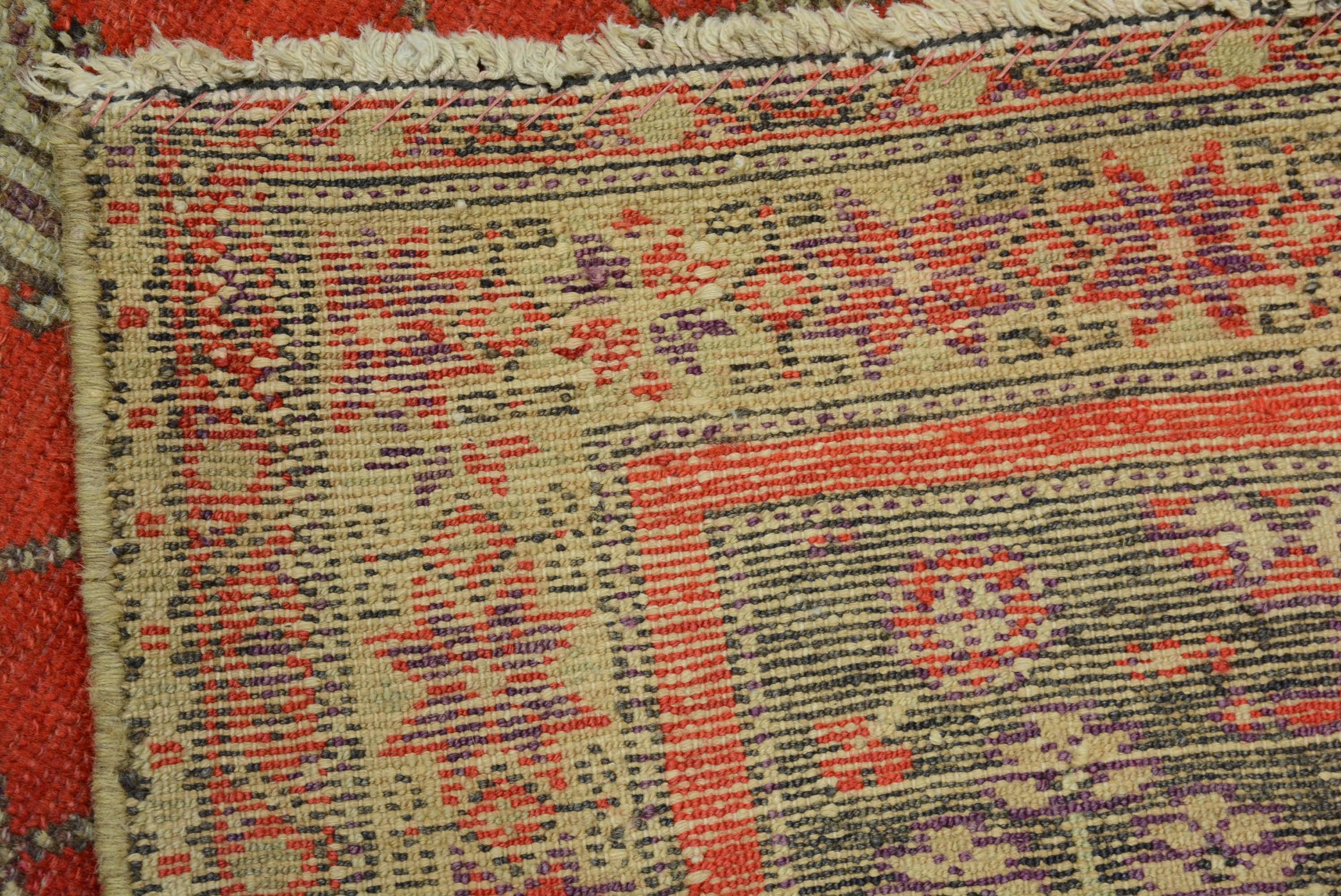 Antiker nordwestpersischer Malayer-Teppich im Angebot 1