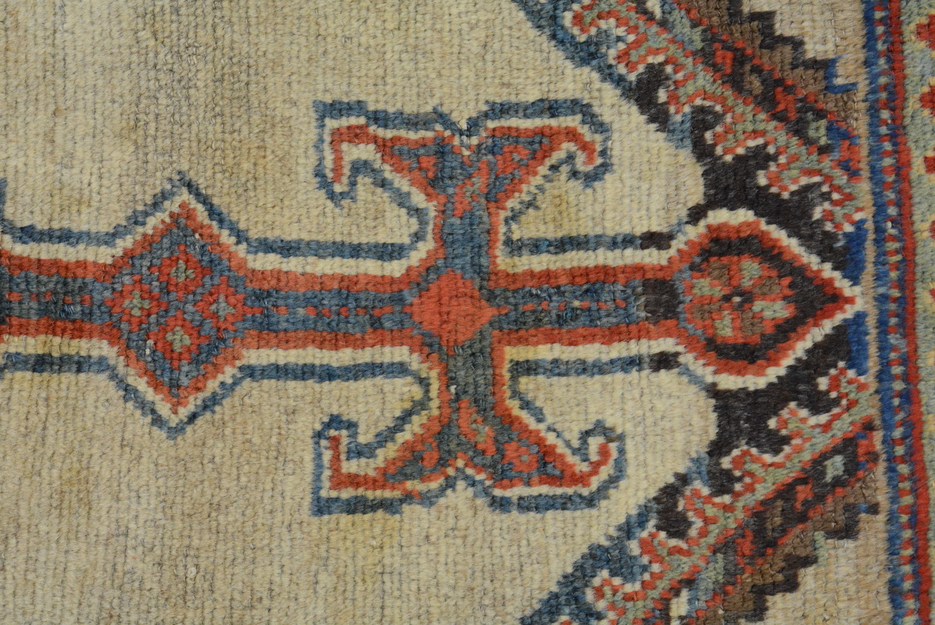 Tapis persan ancien du Nord-Ouest Bon état - En vente à Closter, NJ