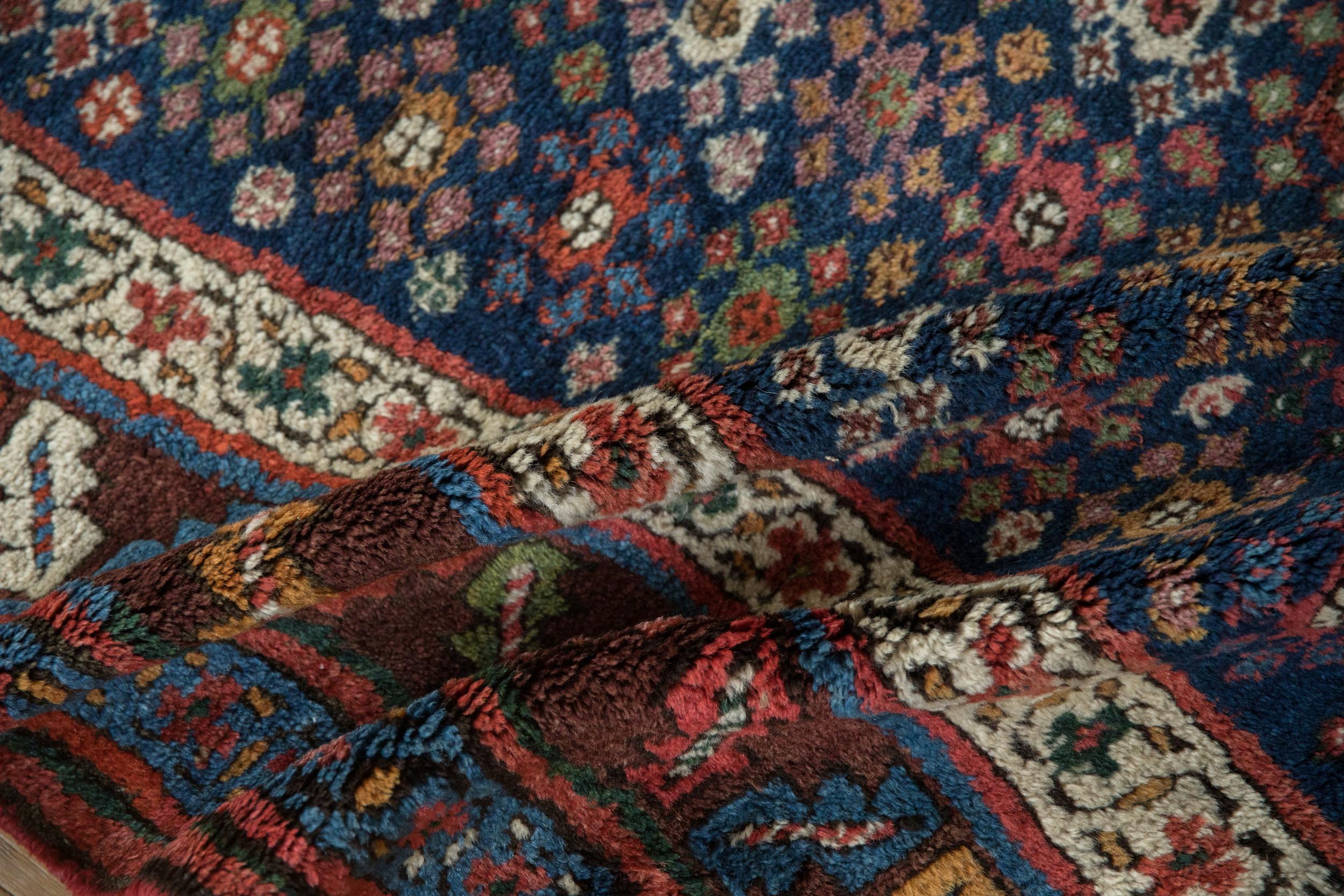 Antiker nordwestlicher persischer Teppich-Läufer im Angebot 5