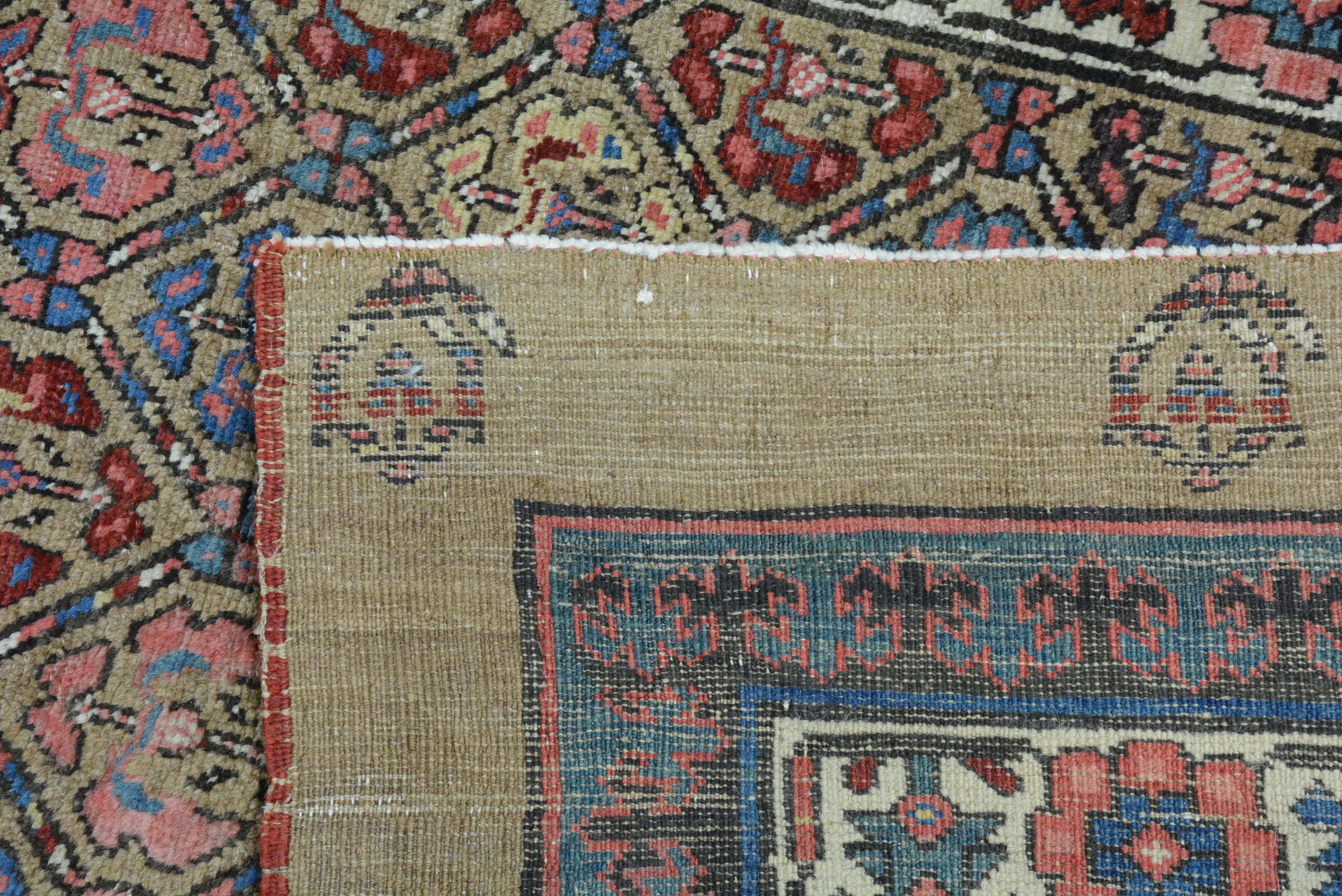 Antiker nordwestpersischer Serab-Läufer (Wolle) im Angebot