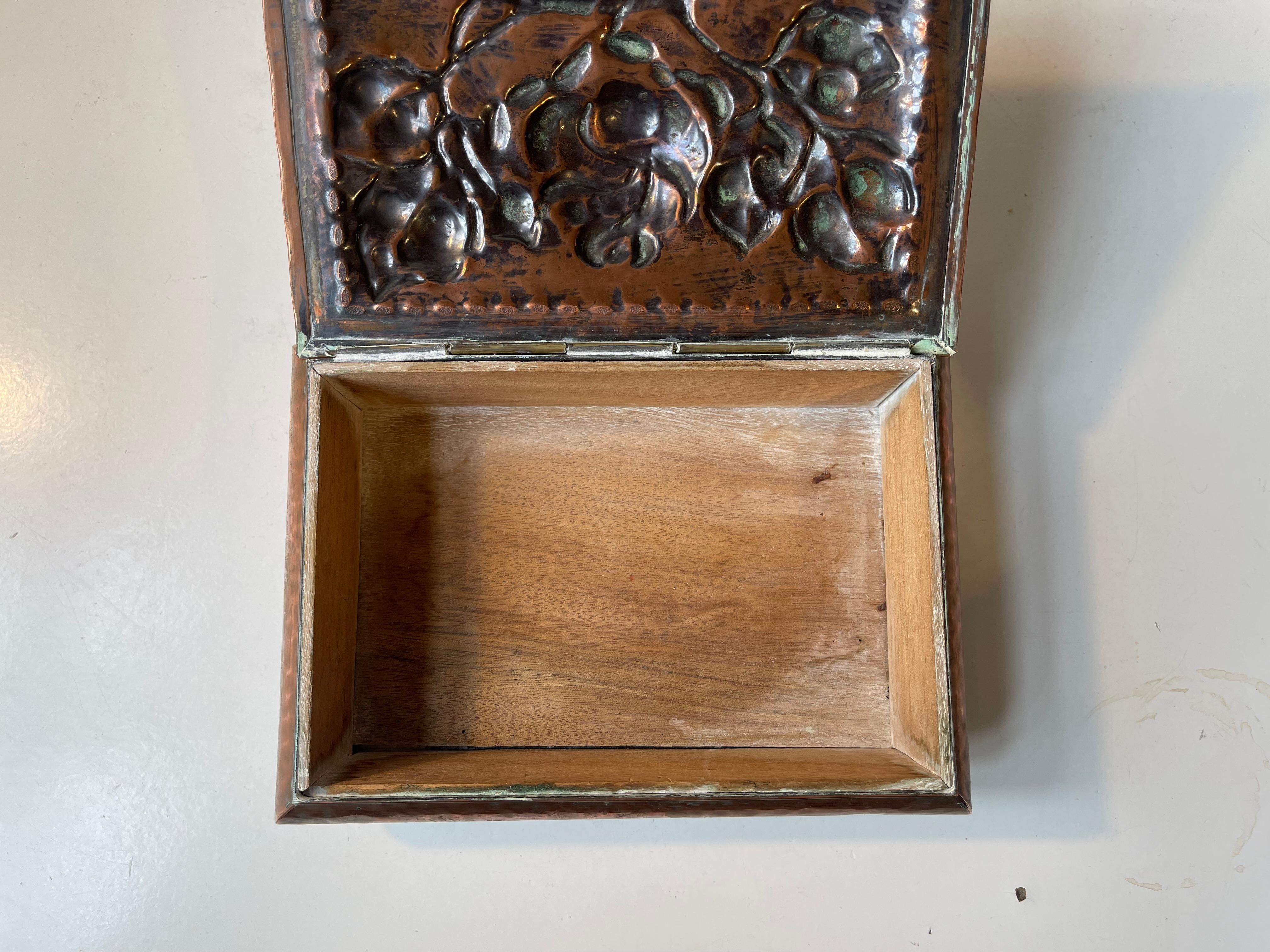 Antique Norwegian Cigar Box in Embossed Copper 3