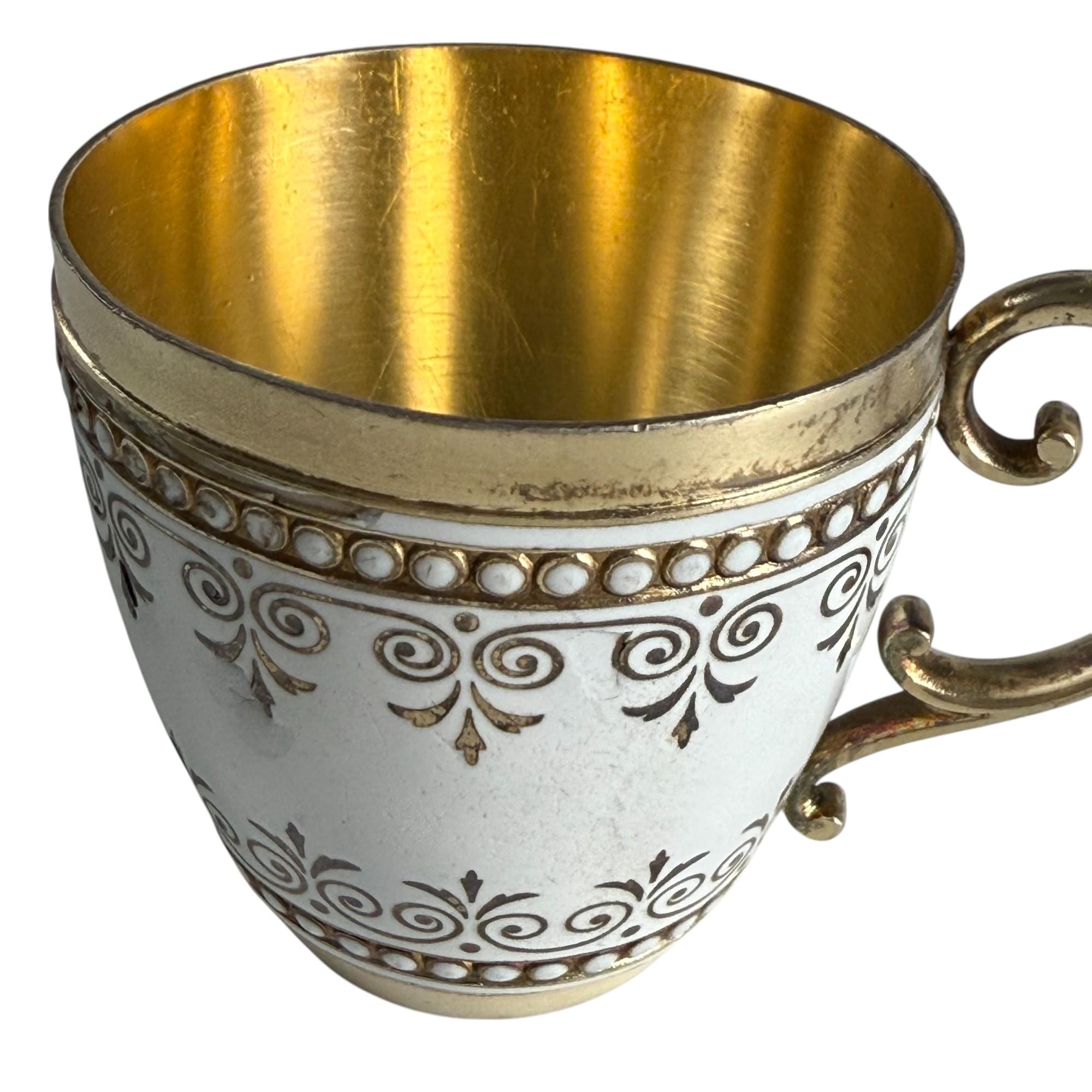 Antico set di tazze e piattini norvegesi in argento e smalto cloisonné di David Andersen in vendita 10