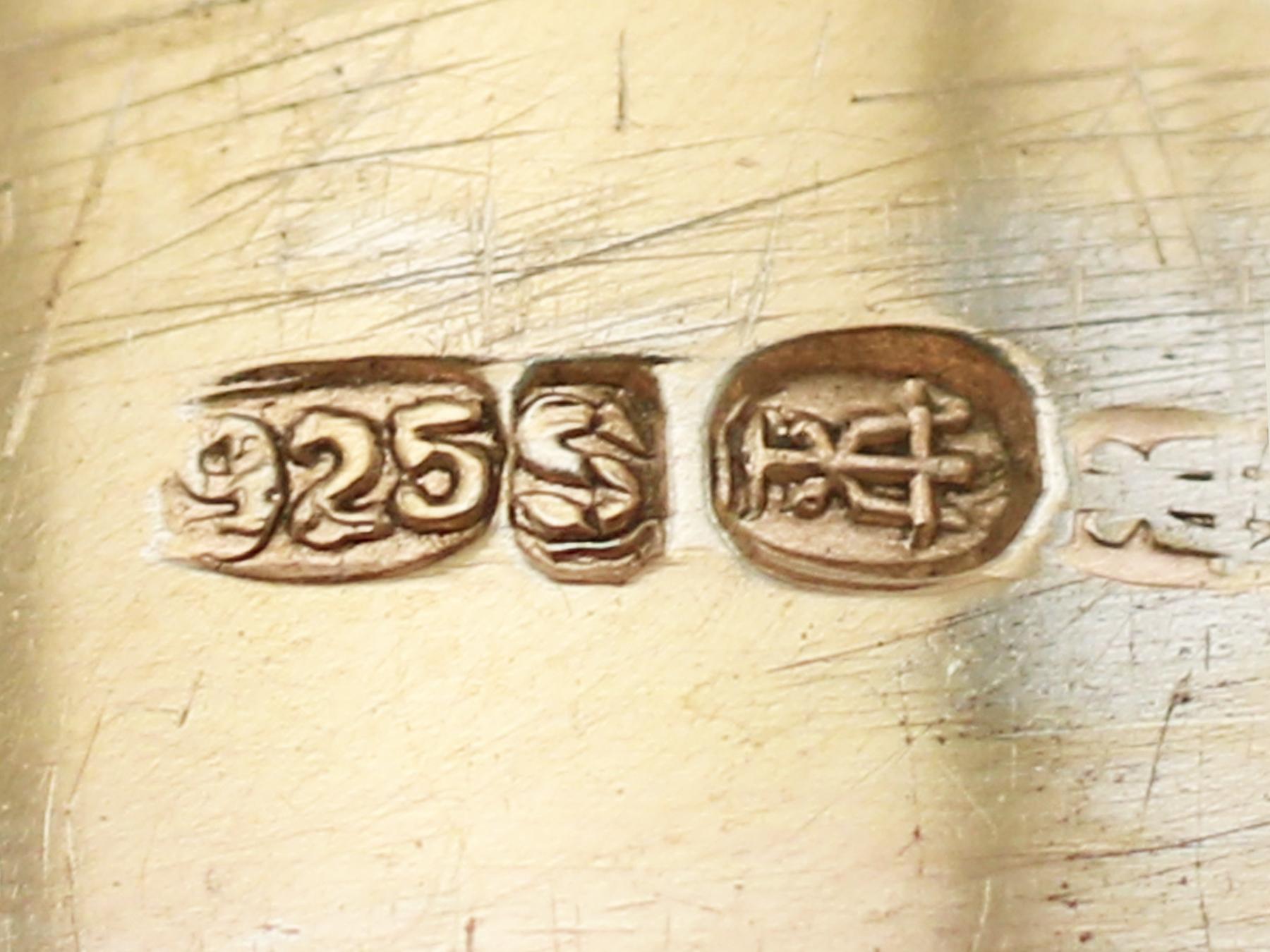 Antiker norwegischer Wachssiegelbehälter und Stempel aus vergoldetem Silber und Emaille, um 1910 im Angebot 7