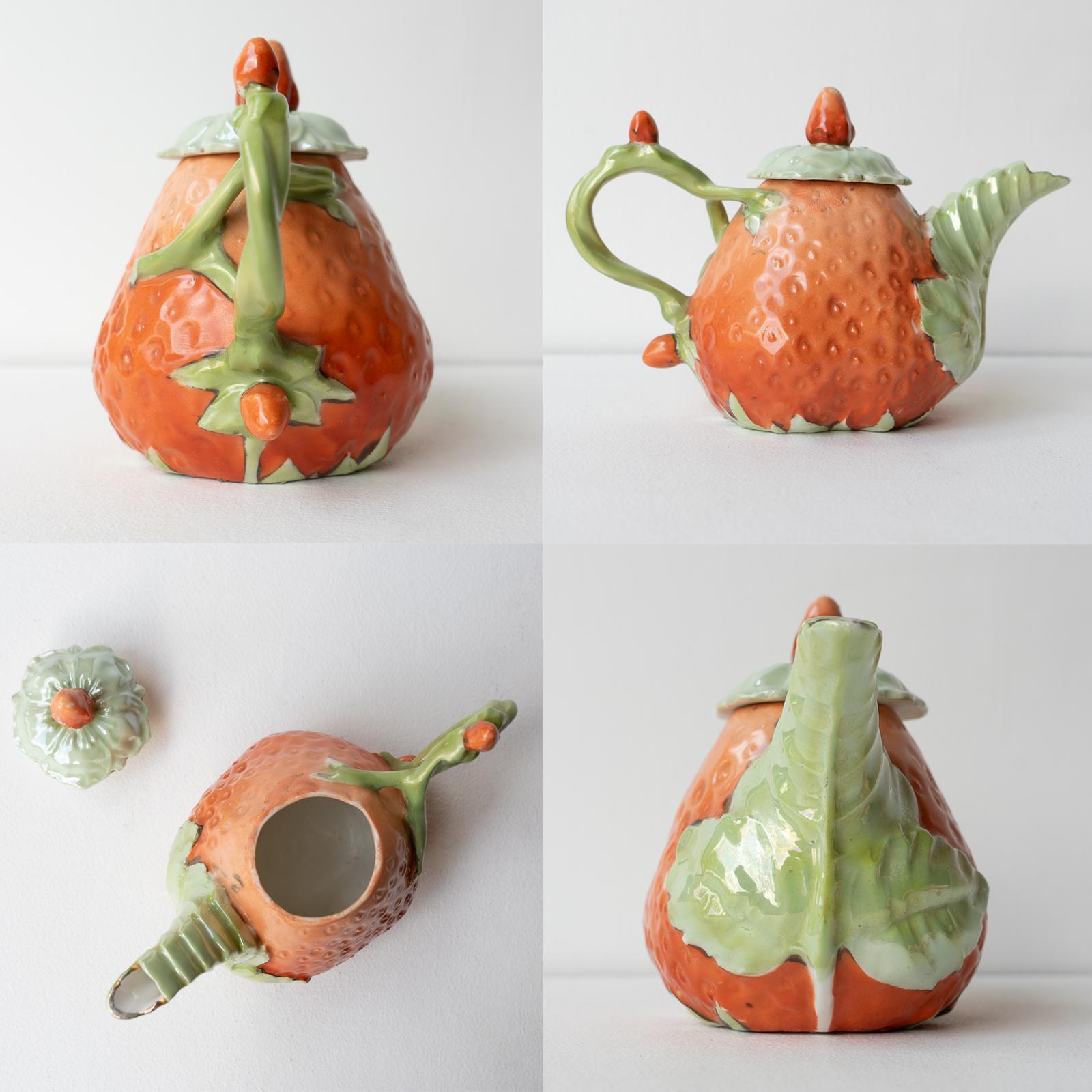 Glazed Antique Novelty China Strawberry Tea Set By Royal Bayreuth, 1920s Vintage 
