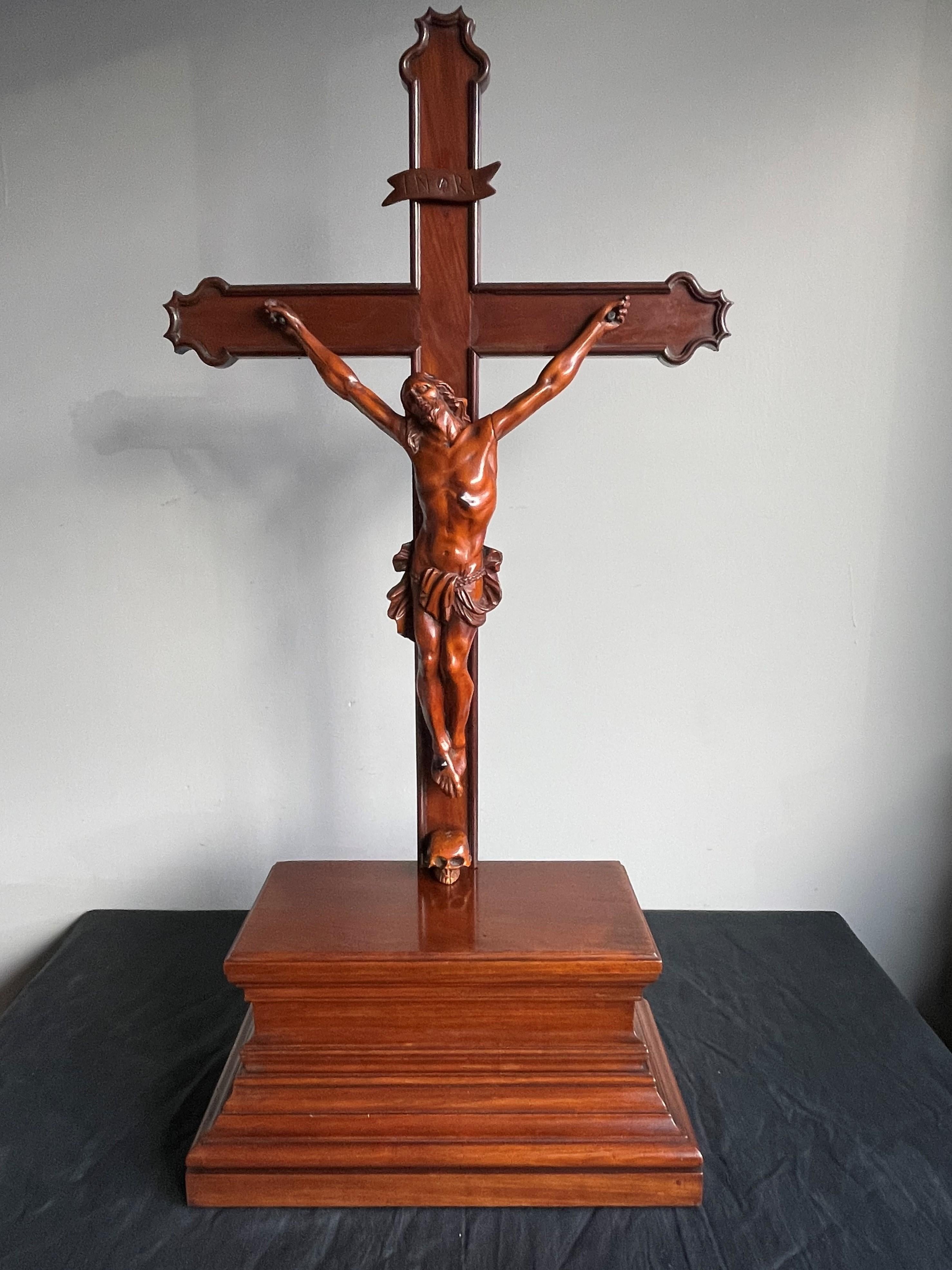 Antique Nutwood Crucifix with Hand Carved Corpus of Christ & Secret Compartment For Sale 5