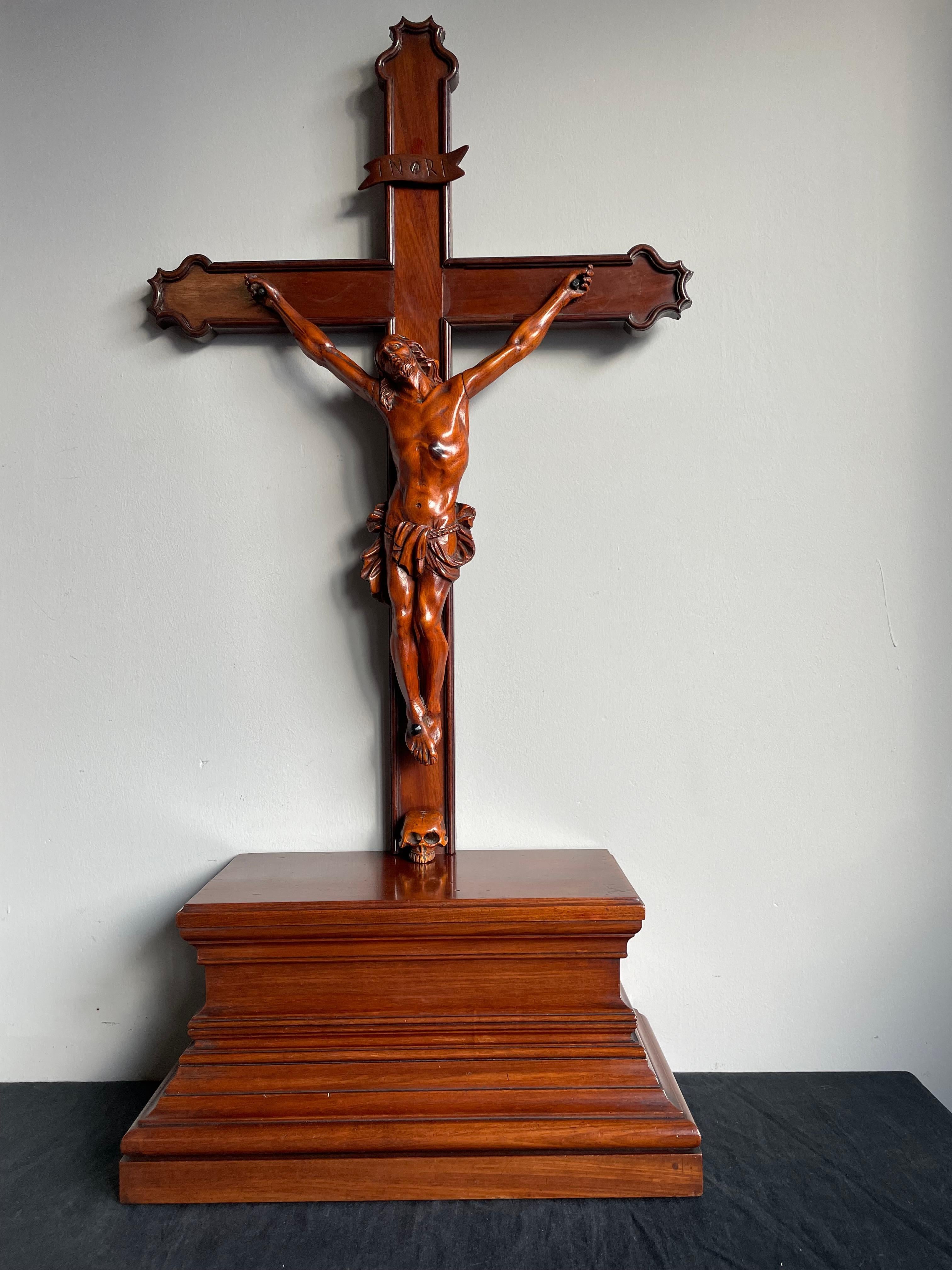 Antique Nutwood Crucifix with Hand Carved Corpus of Christ & Secret Compartment For Sale 10