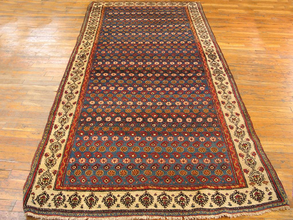 Handwoven antique NW Persian carpet. Woven circa 1890 (late 19th century). Rug size 4'2