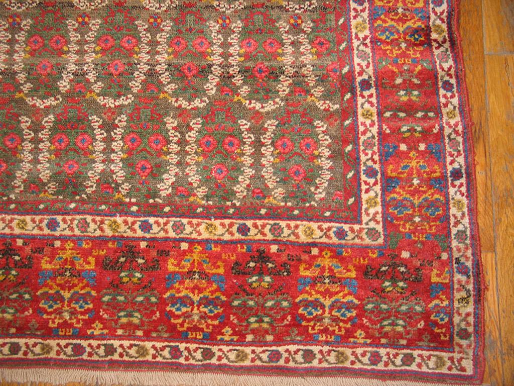 Annodato a mano Metà del XIX secolo N.W. Tappeto persiano ( 6' x 13' - 183 x 396 ) in vendita